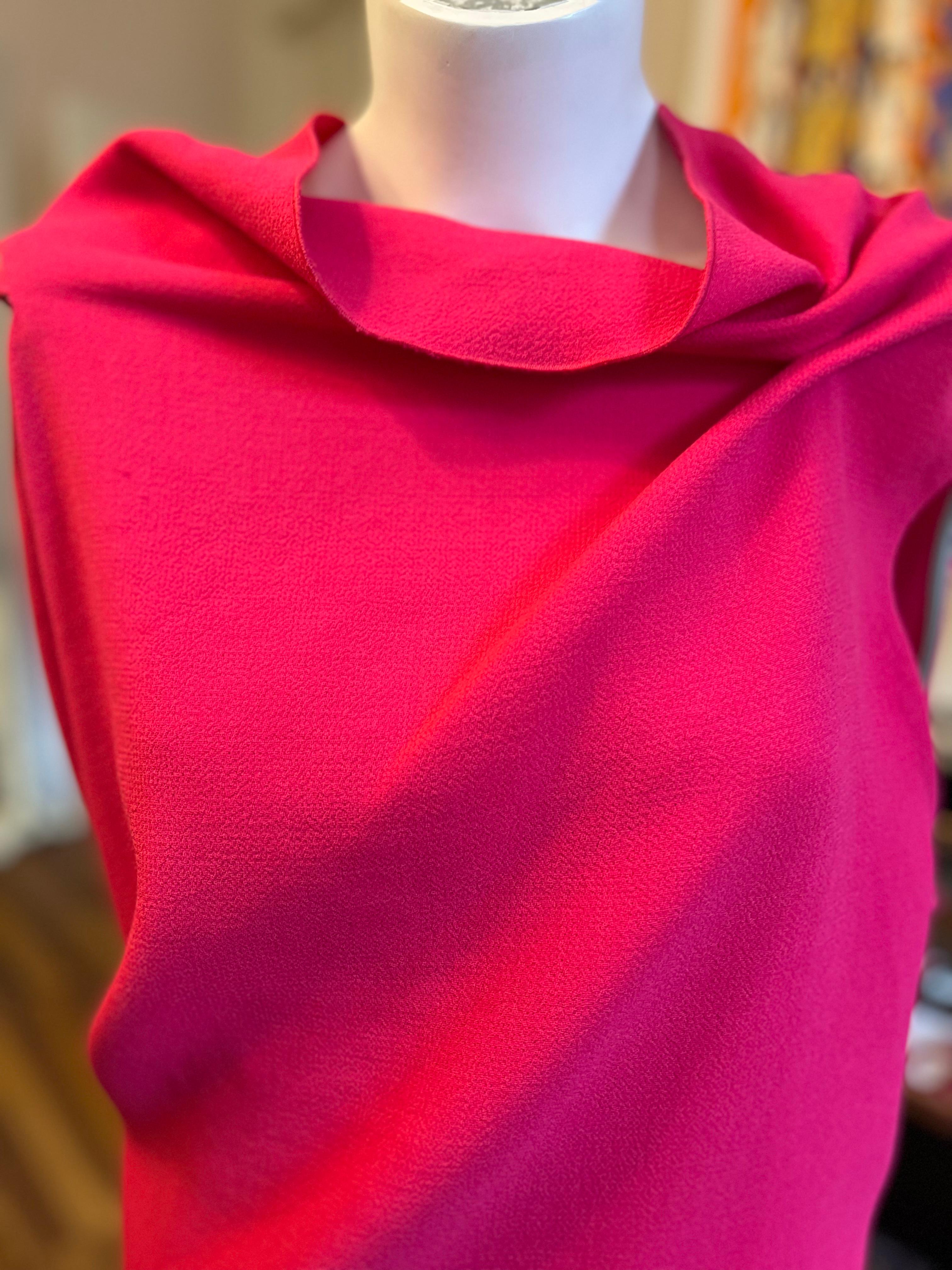 Roland Mouret Pink/Fushia Eugene Top with Open Back US8 In Excellent Condition In Port Hope, ON