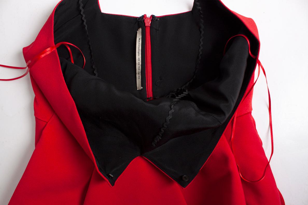 Roland Mouret, Red strapless peplum jumpsuit For Sale 4