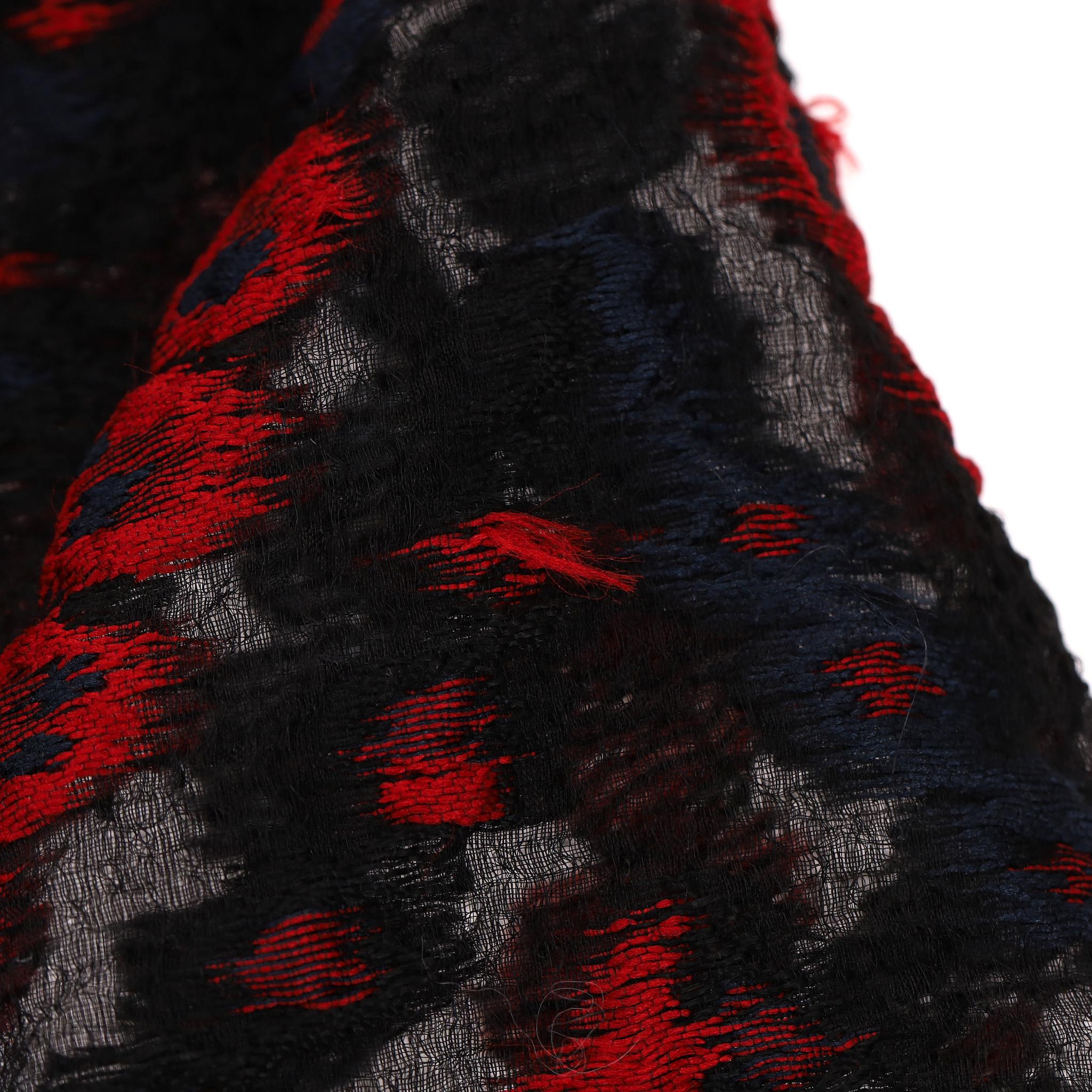 Roland Mouret - Top con peplo off the shoulder in misto seta in vendita 5