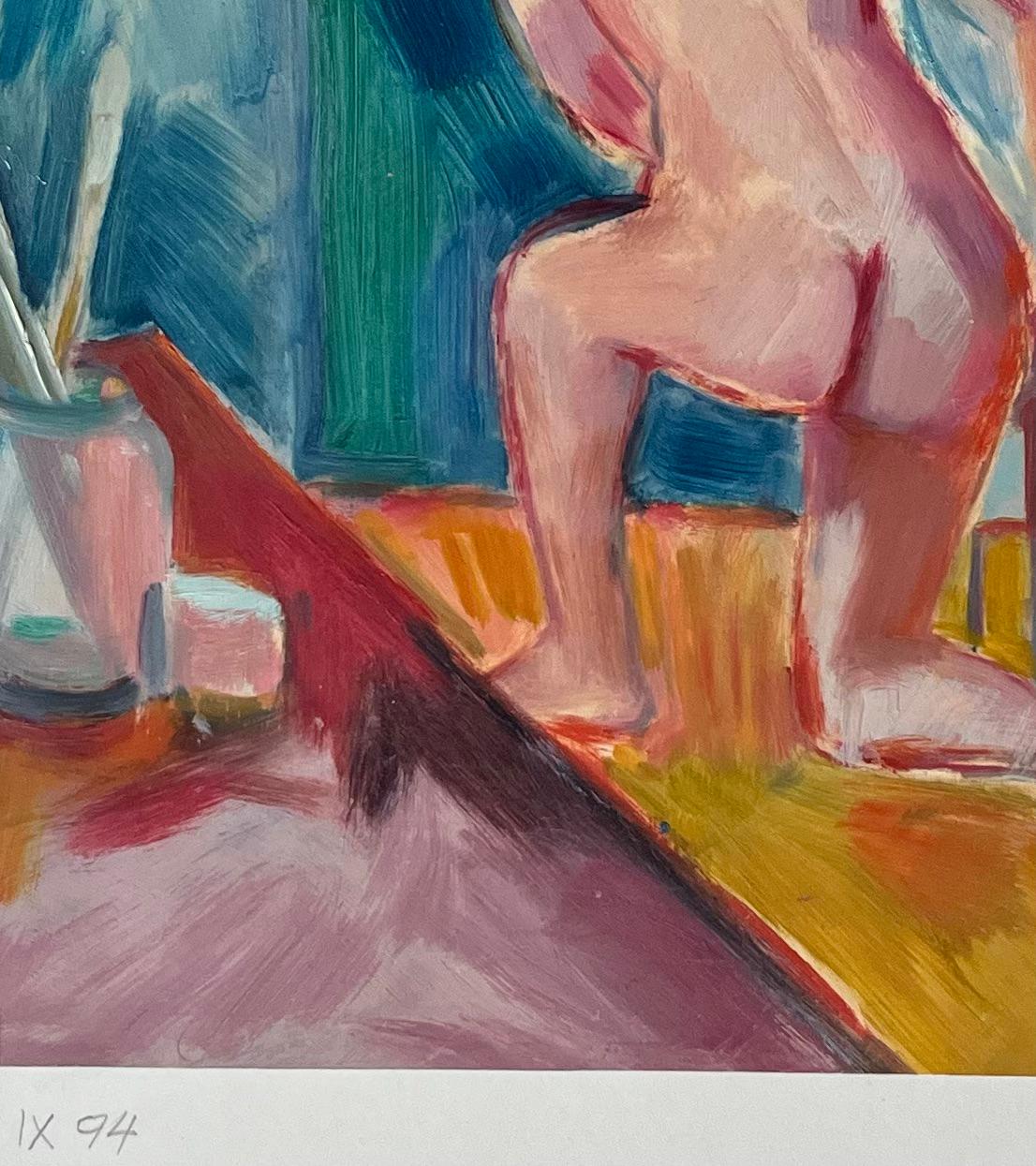 Peinture à l'huile originale d'un nu agenouillé à côté d'un tabouret dans un Studio en vente 1