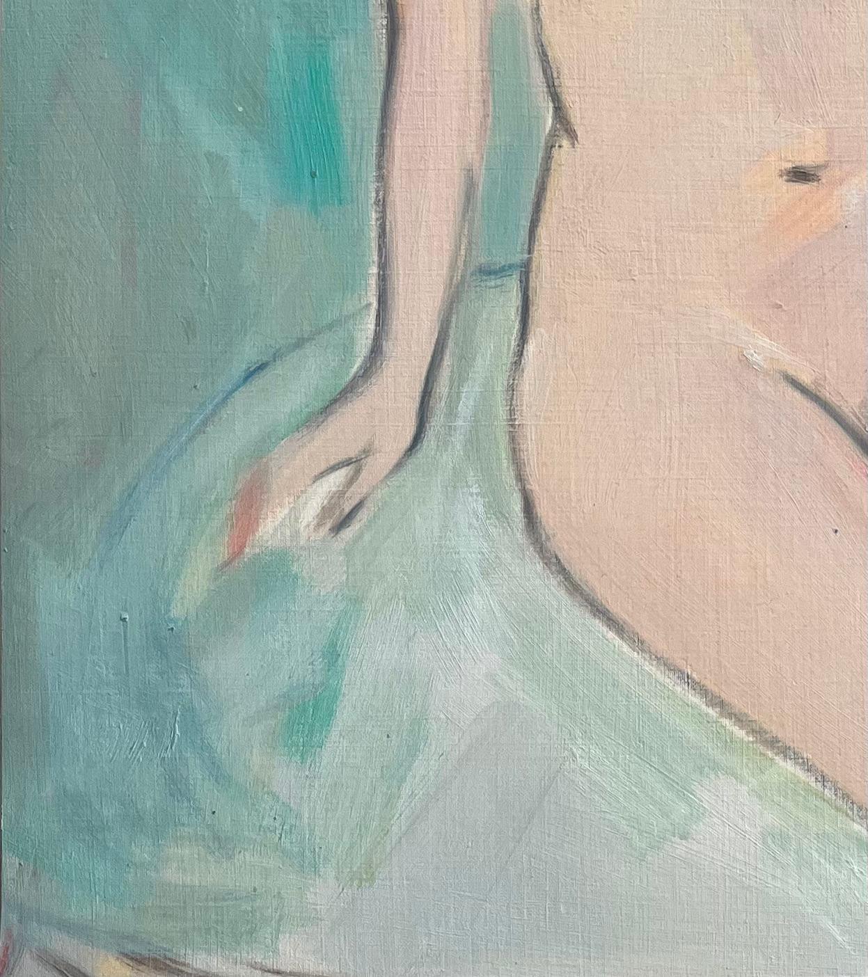 Estudio de desnudo sentado en pasteles suaves - Pintura al óleo contemporánea en venta 1