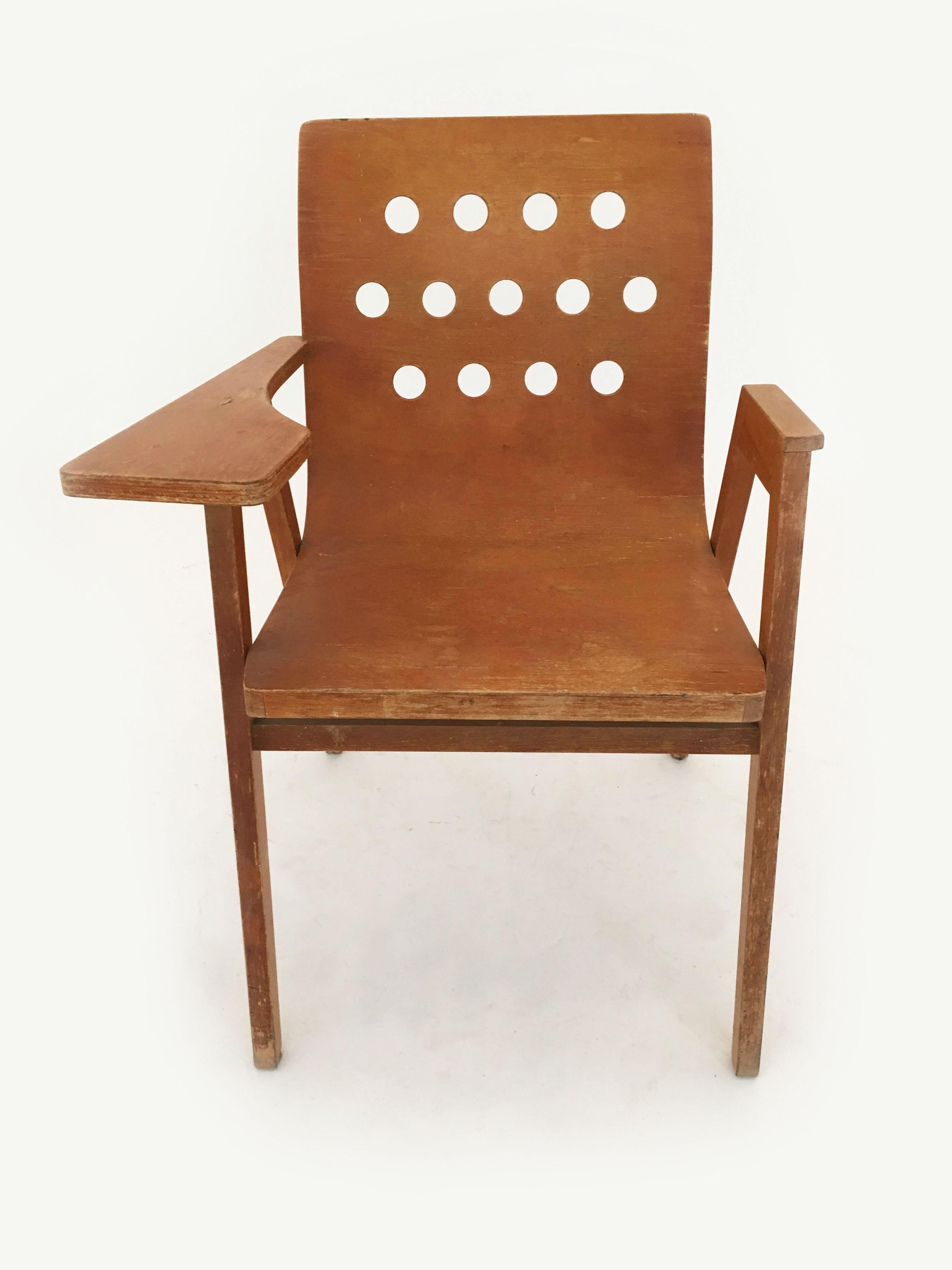 Rare Roland Rainer Stadthallen chair with writing desk designed by Austrian architect Roland Rainer, Austria 1950s. In good vintage condition with some wear due to age and usage as seen in the pictures. We love the authentic patina, it adds so much