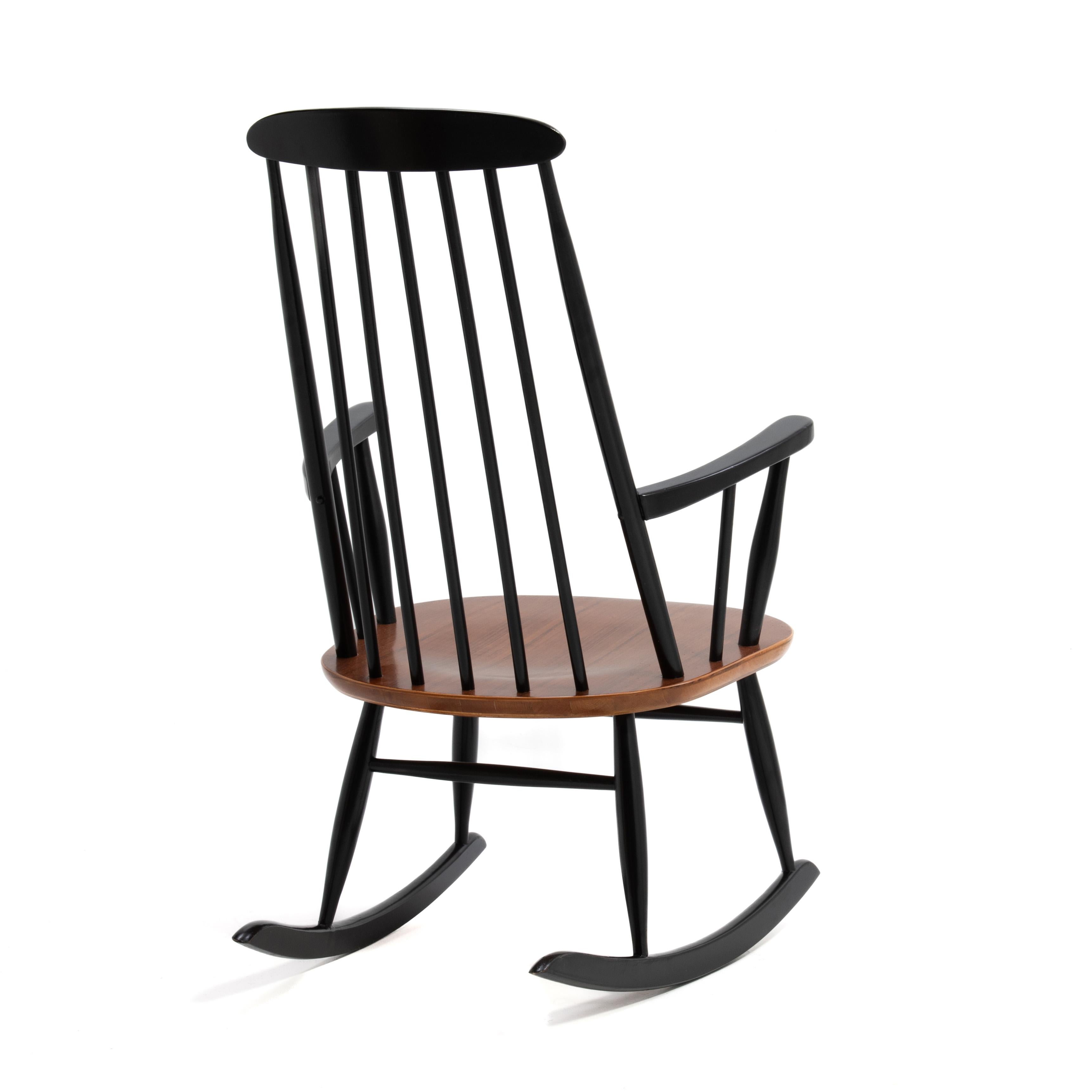 Roland Rainer Großer Schaukelstuhl Hagafors Stolfabrik Mid Century Österreich 1950er Jahre (Holz) im Angebot