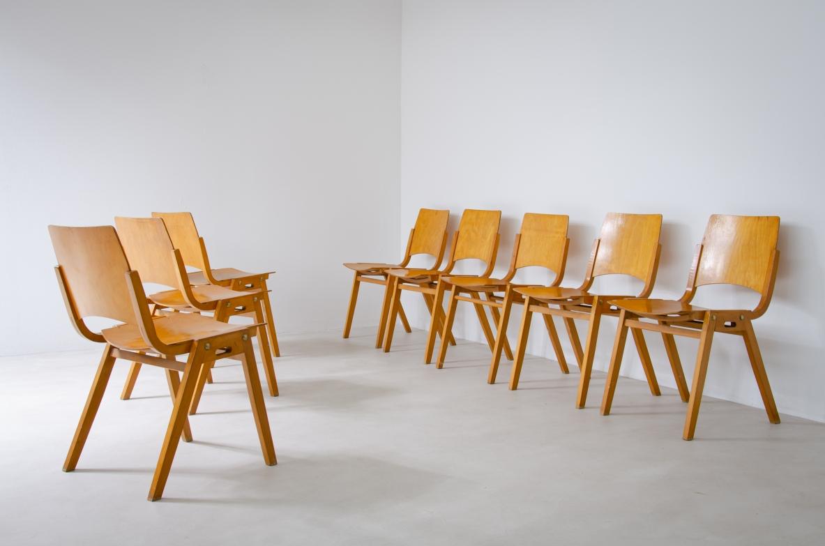 COD-CV-151
Roland Rainer (1910-2004)

Set of 8 mid century modern stacking chairs model P7 in curved plywood.

Manufacture Emil & Alfred Pollak, Vienna, 1952.
