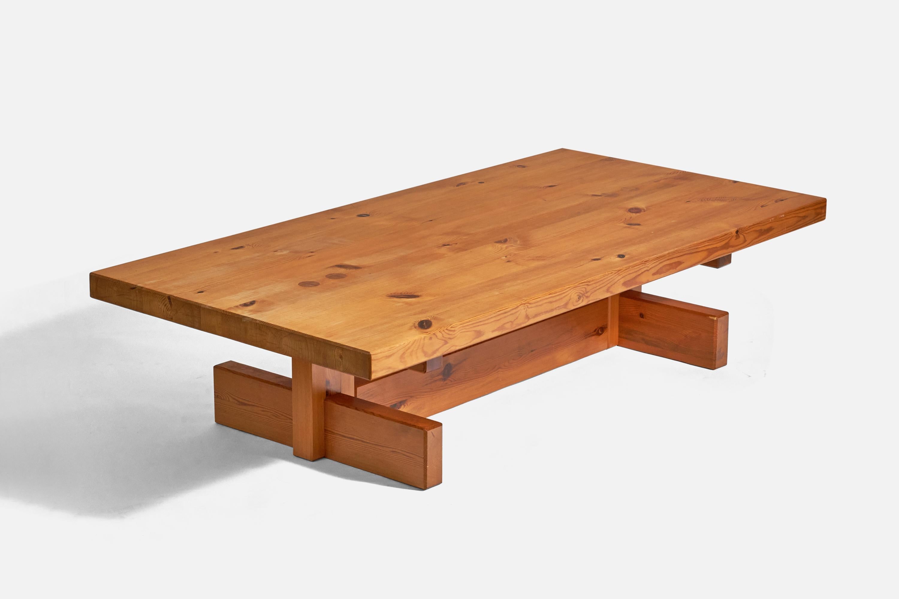 pine coffee table for sale