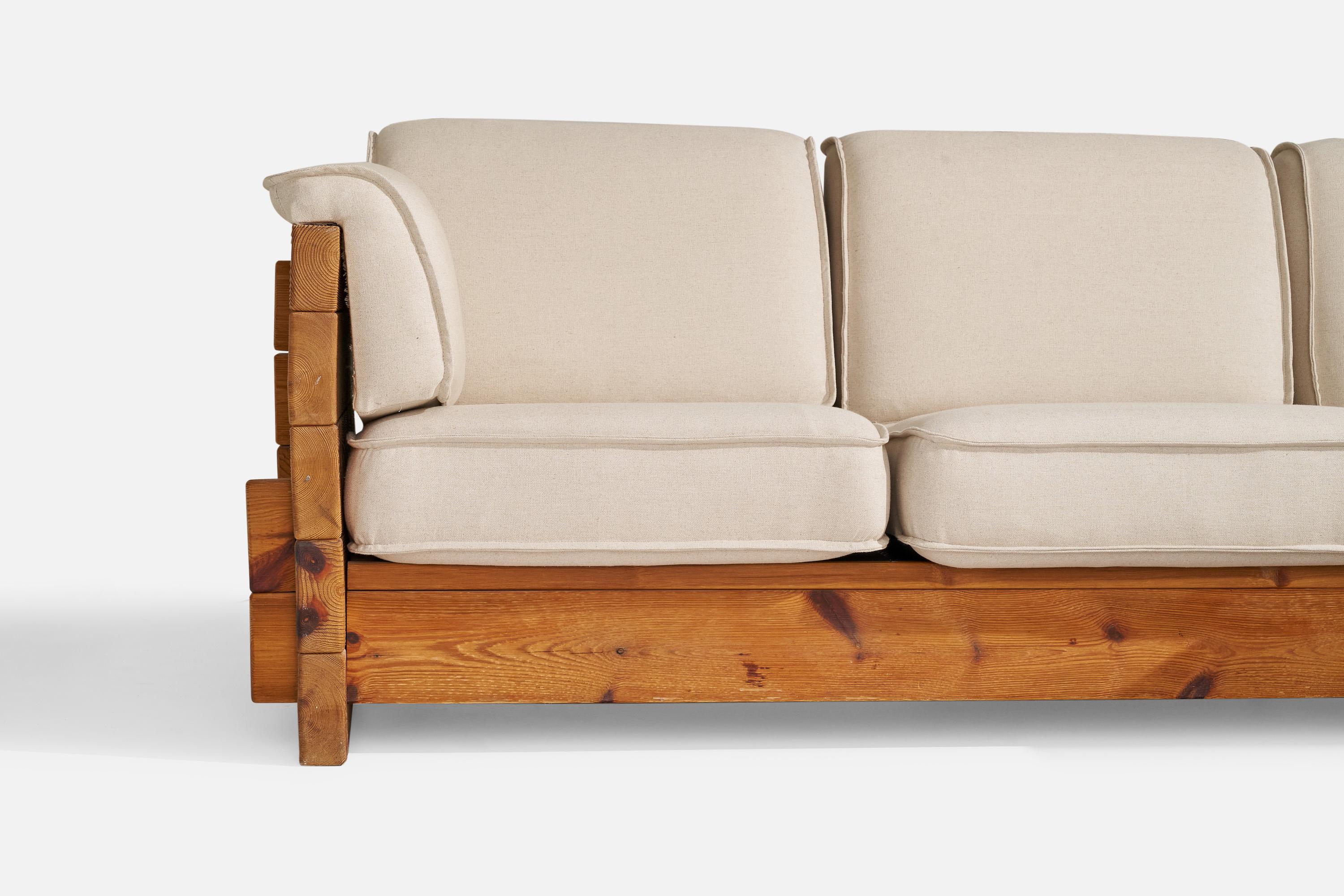 Roland Wilhelmsson Attribution, Sectional Sofa, Pine, Fabric, Sweden, 1970s For Sale 2