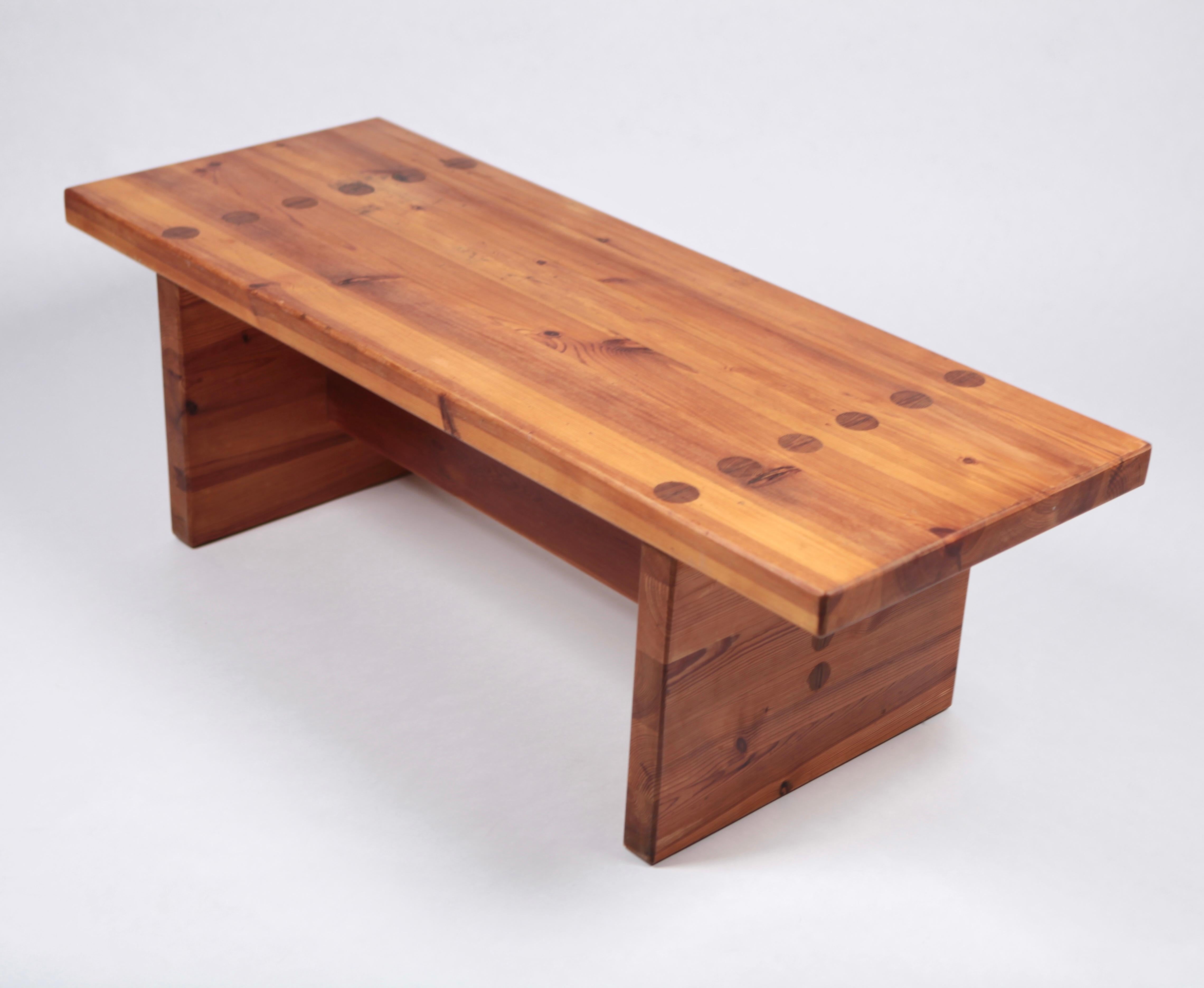 Roland Wilhelmsson, Coffee Table in Pine by Karl Andersson & Söner, Sweden, 1970 For Sale 4