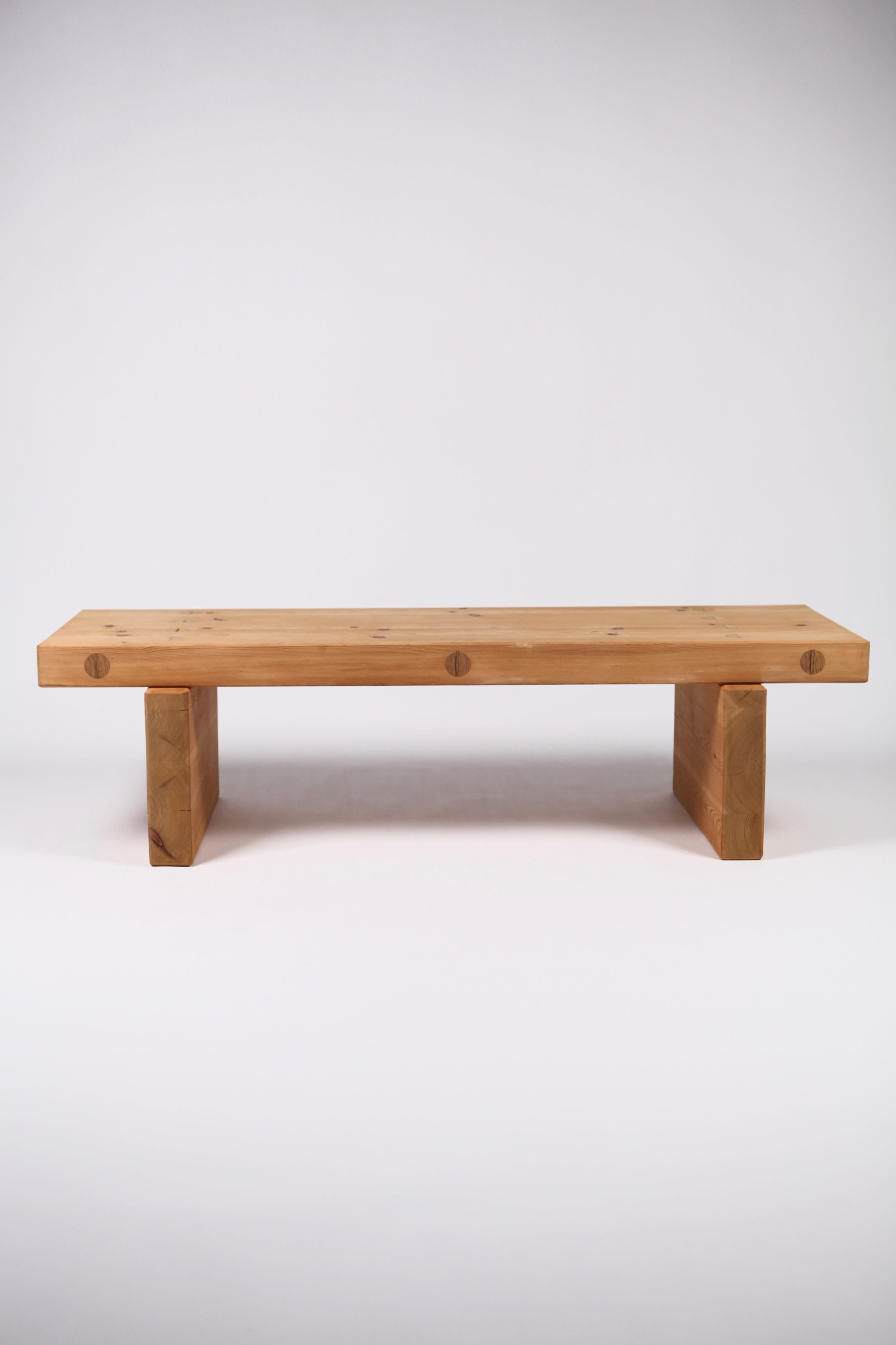 A timeless Scandinavian Modern bench or coffee table in solid thick pine by Roland Wilhelmsson, executed in Sweden, 1970.
Characteristic visible wood joints and great craftsmanship.
Signed to the underside.


         