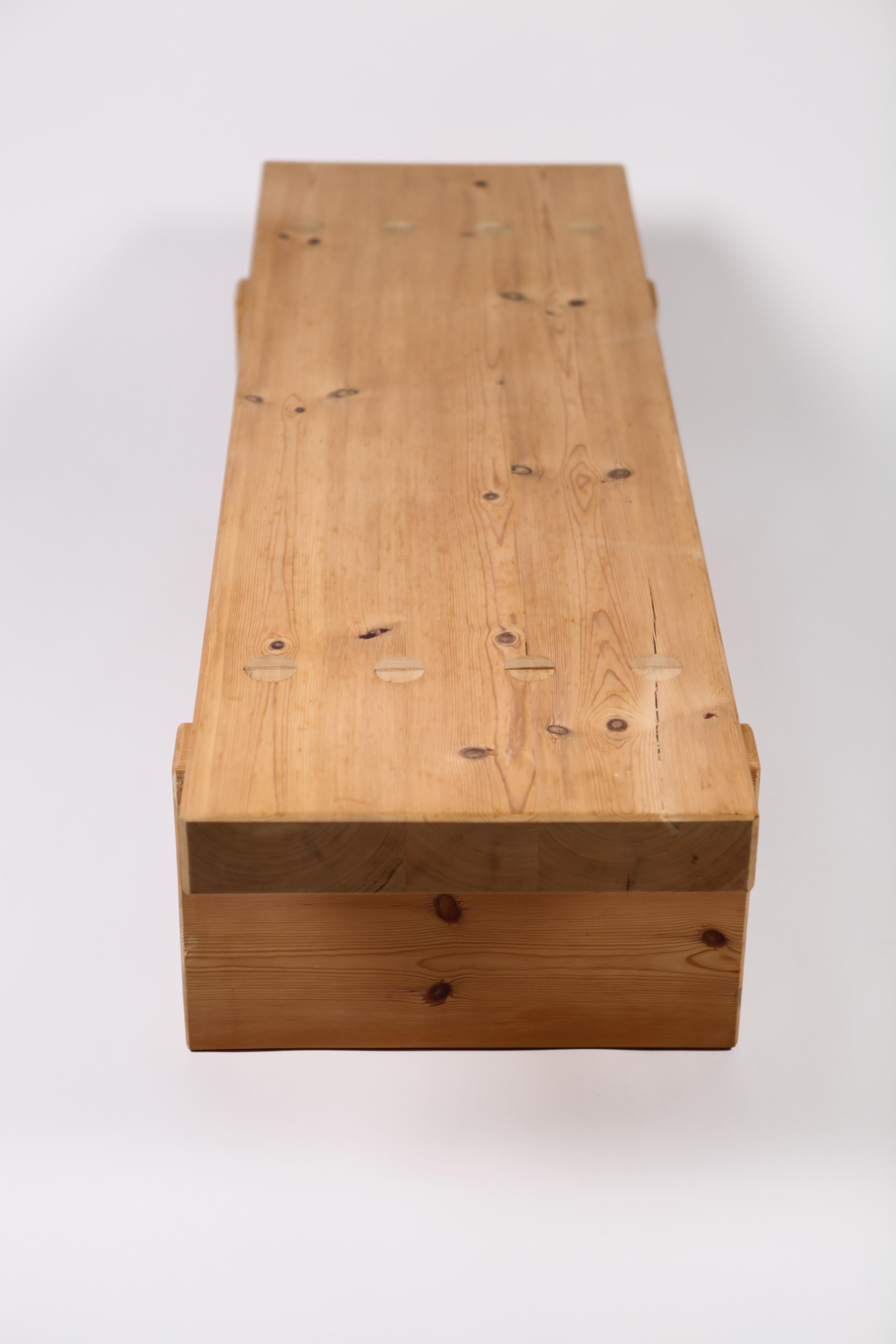 Roland Wilhelmsson, Coffee Table in Pine by Karl Andersson & Söner, Sweden, 1970 In Good Condition In Berlin, DE