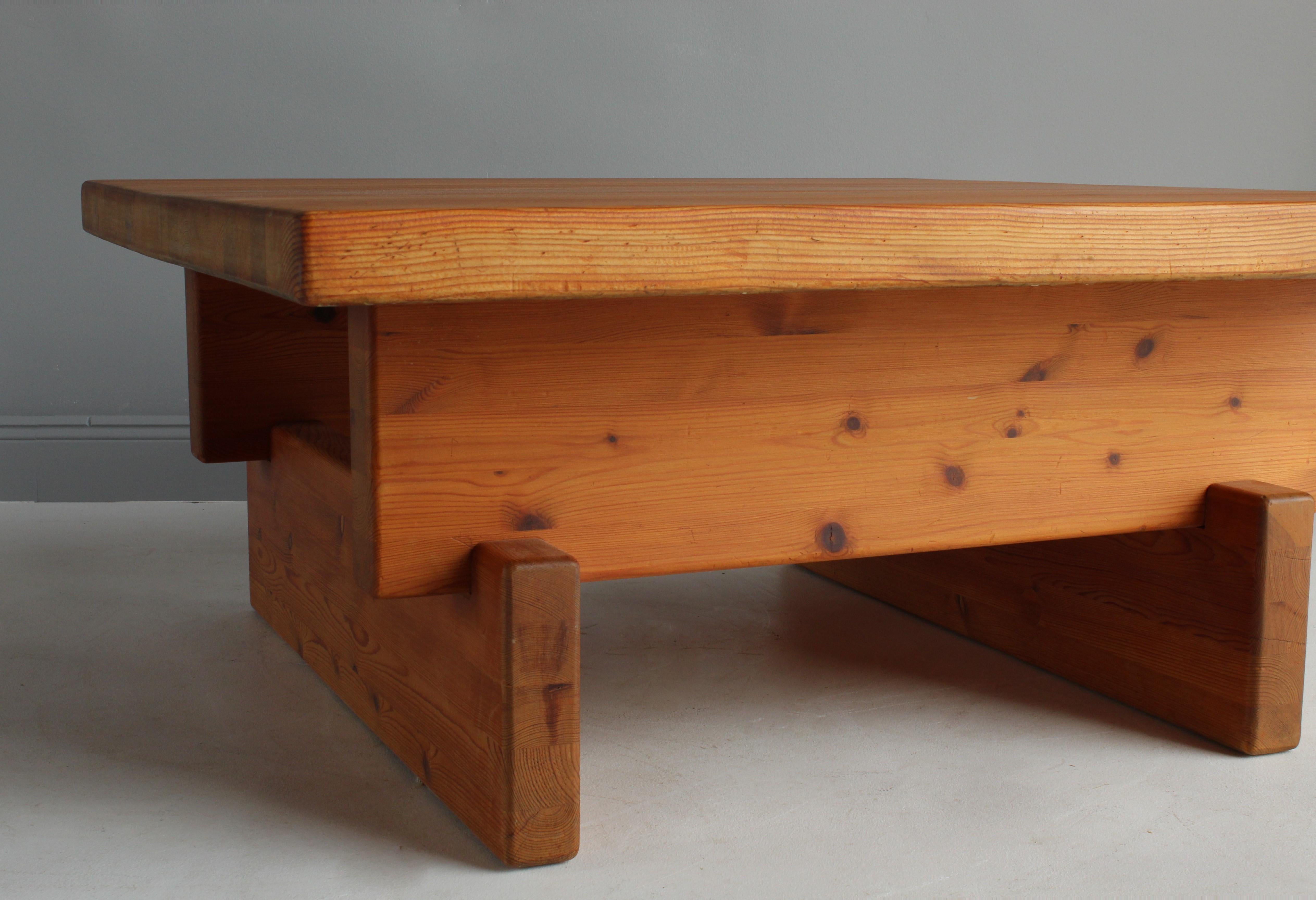Roland Wilhelmsson (attributed) Coffee Table, Solid Pine, 1960s, Sweden 2