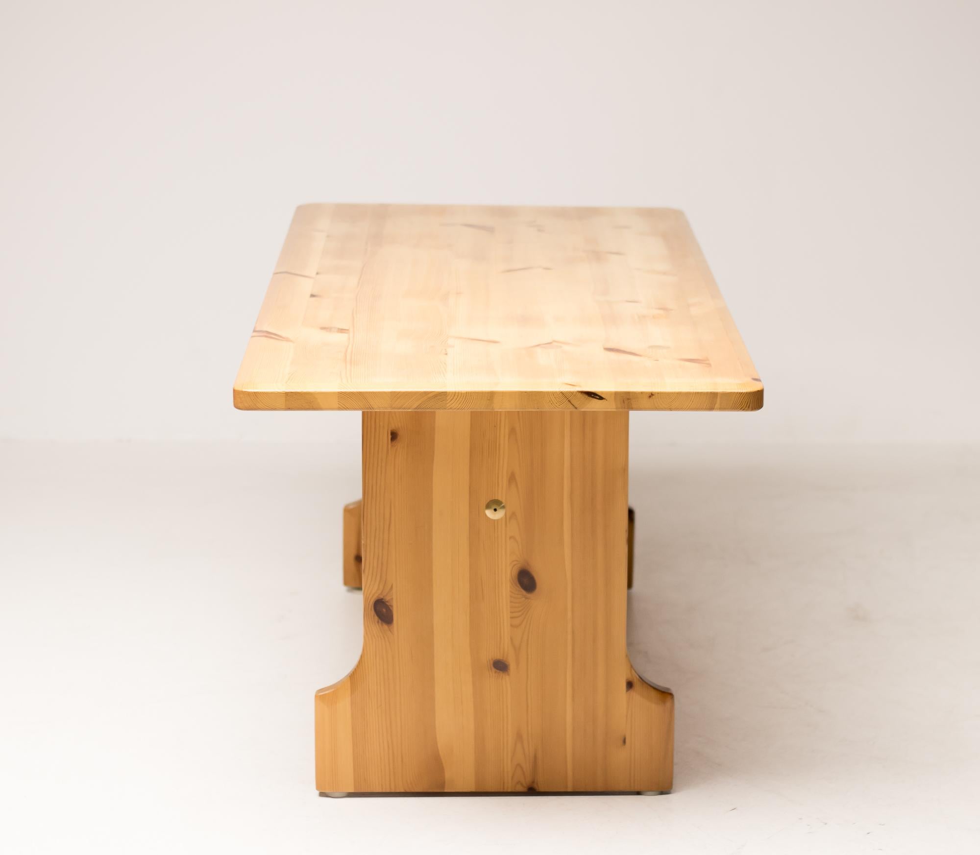 Mid-20th Century Roland Wilhelmsson Oregon Pine Dining Table For Sale