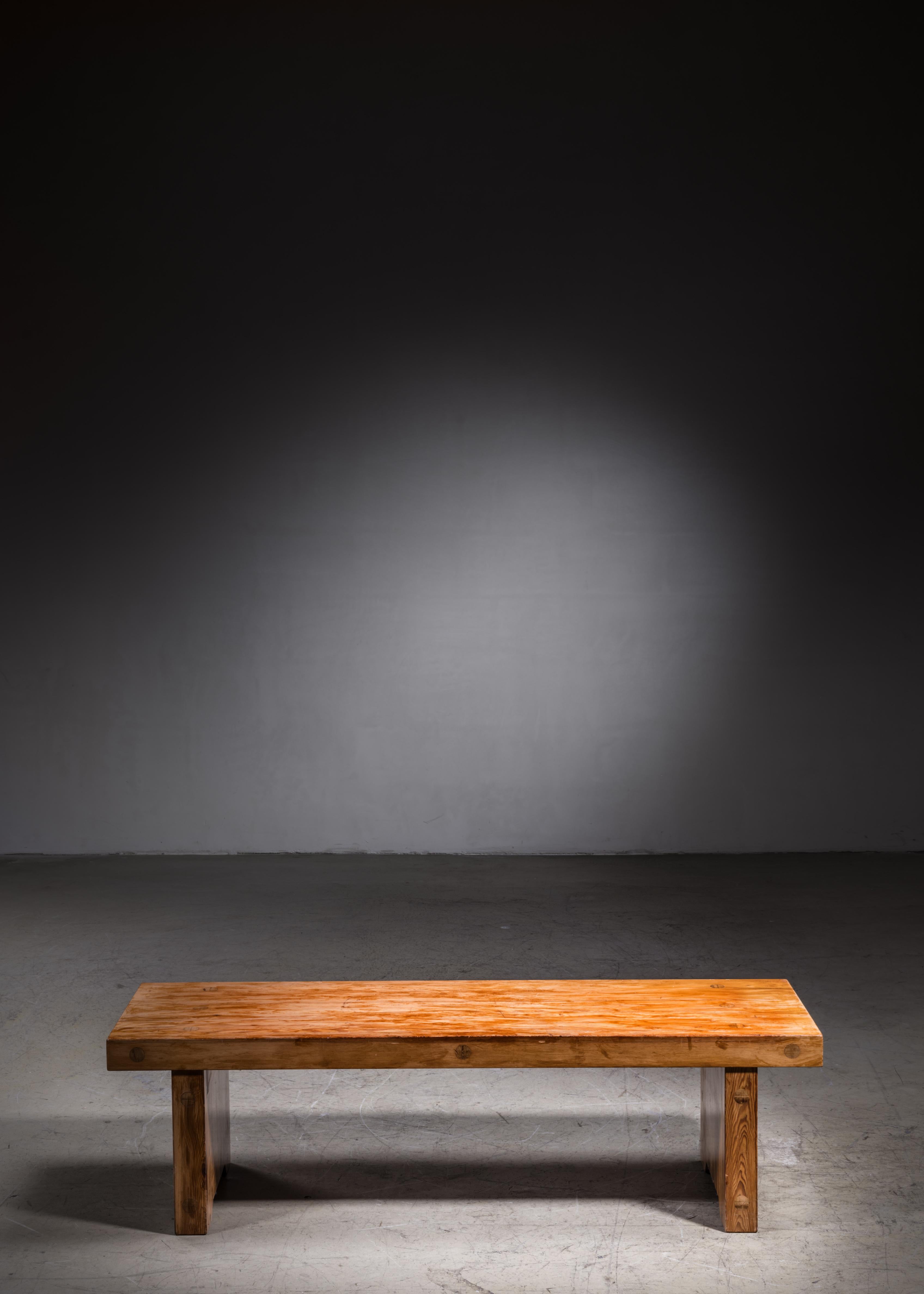 Scandinavian Modern Roland Wilhelmsson pine bench, Sweden For Sale