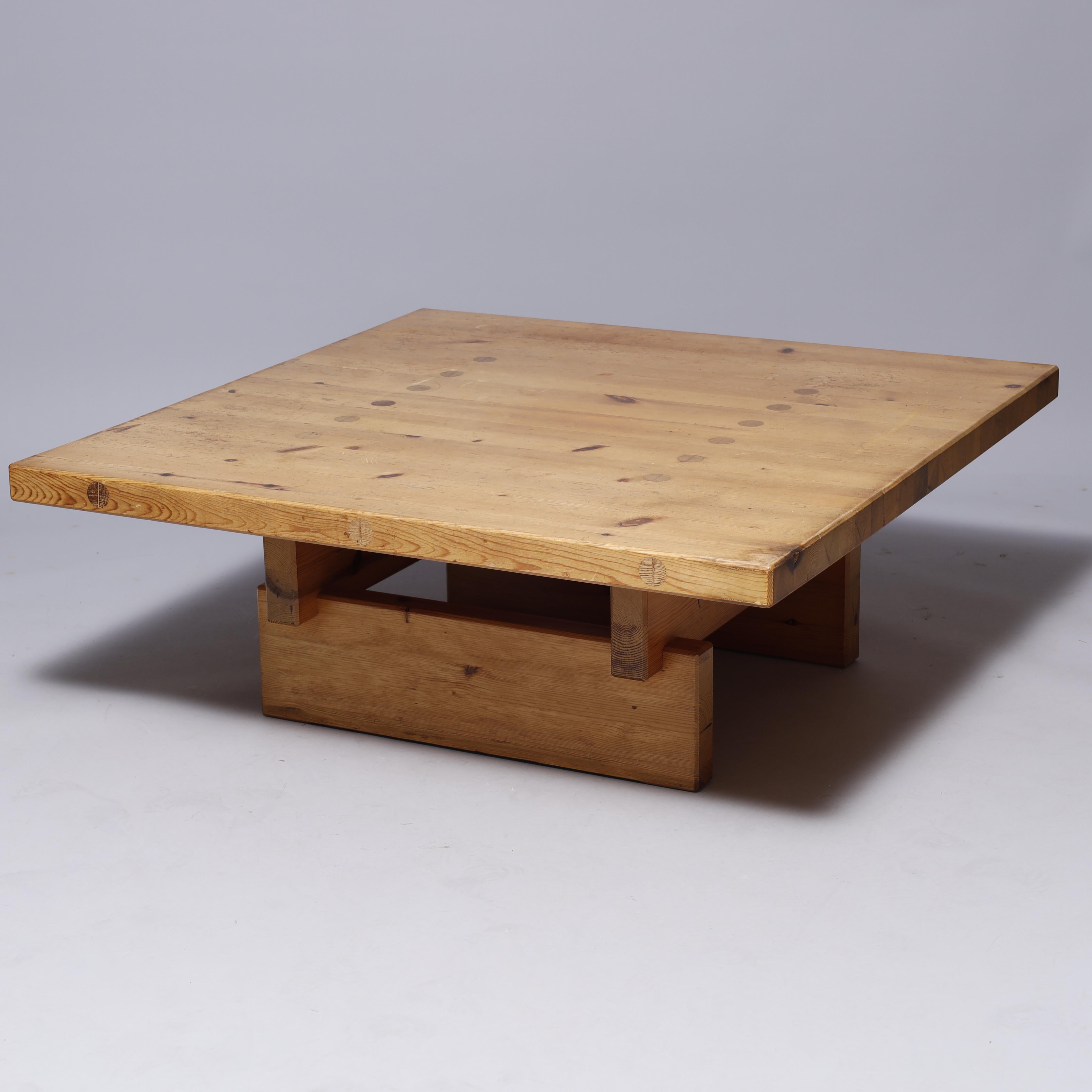 Roland Wilhelmsson Couchtisch aus Kiefernholz, Karl Andersson & Söner, Schweden, 1960er/70er Jahre (20. Jahrhundert) im Angebot