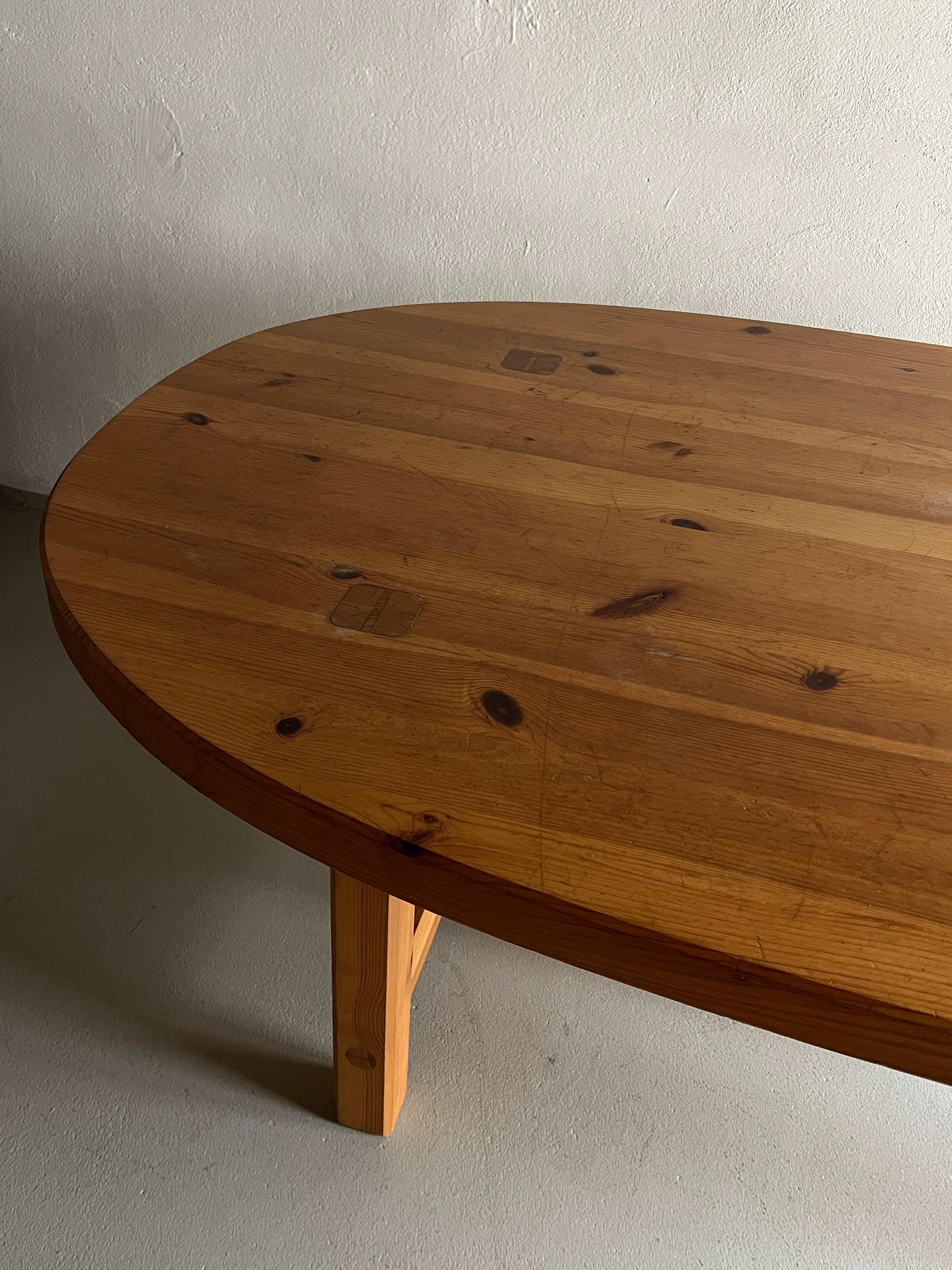 Roland Wilhelmsson Pine Oval Dining Table, 1970s For Sale 1