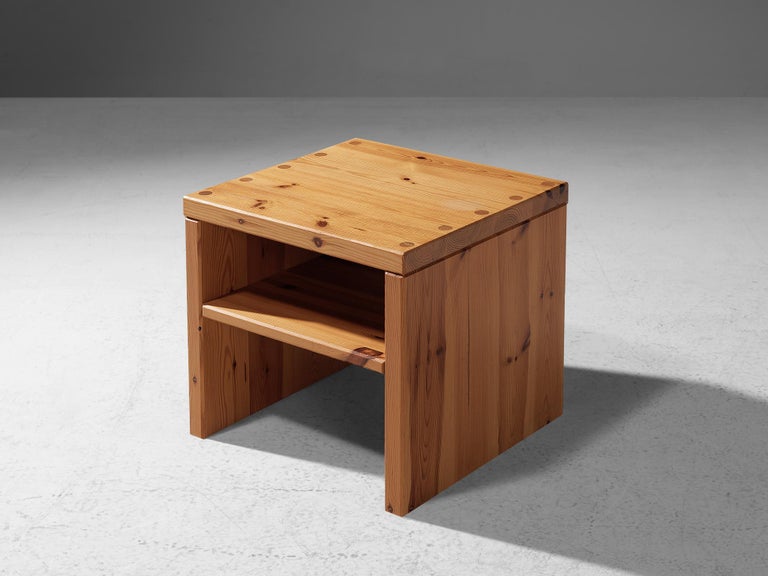 Roland Wilhelmsson Side Table in Pine For Sale 1