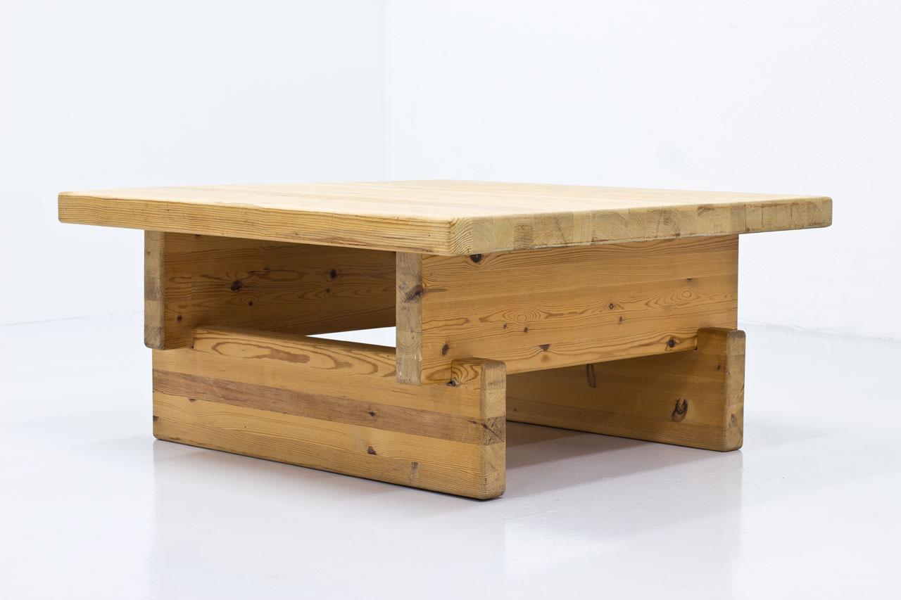 Scandinavian Modern Roland Wilhelmsson Solid Pine Coffee Table, Sweden, 1970s