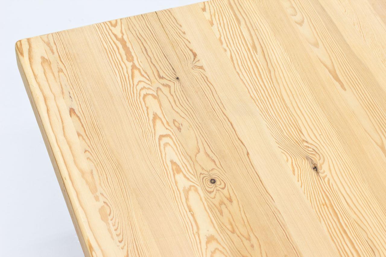Roland Wilhelmsson Solid Pine Coffee Table, Sweden, 1970s In Good Condition In Stockholm, Stockholms län