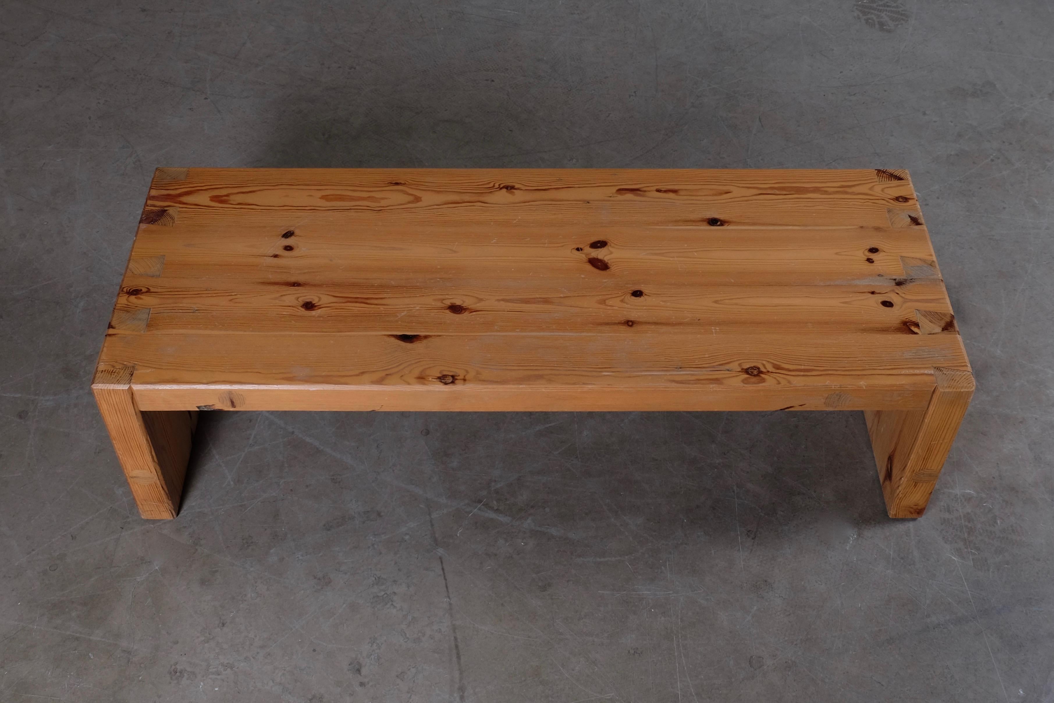 Mid-20th Century Roland Wilhelmsson Table / Bench in Pine, Produced in Sweden, 1973 For Sale