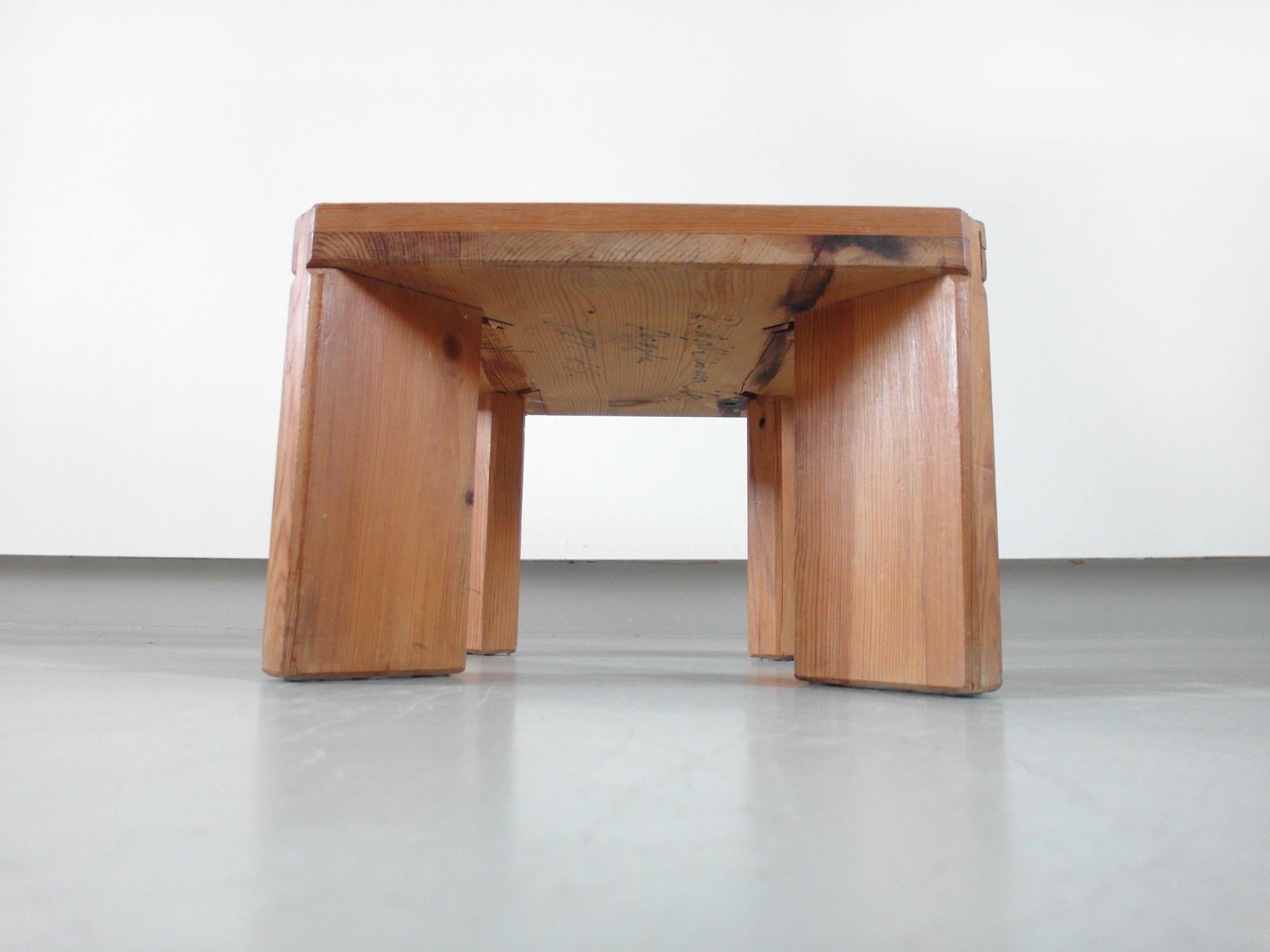 Roland Wilhelmsson, Unique Pair of Signed Stools, Studio of Artist 1965 and 1970 For Sale 3