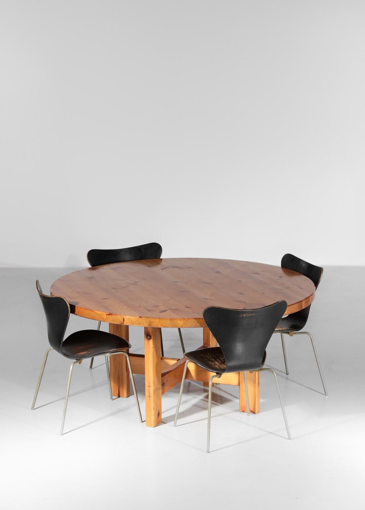 Roland Wilhemsson Dining Table, Model RW152, Scandinavian Design For Sale 7