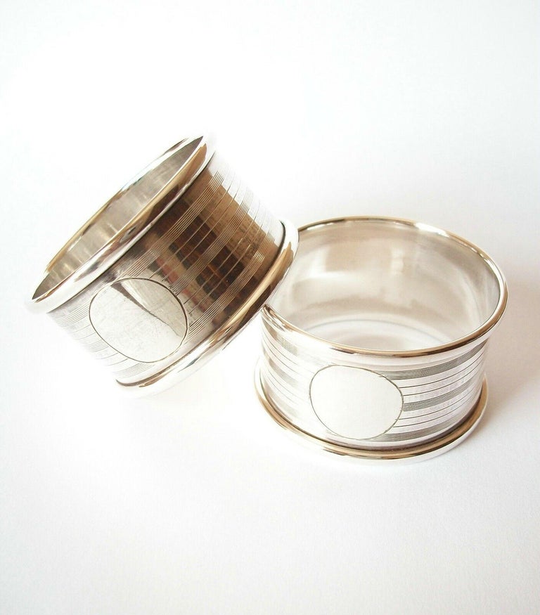 Hand-Crafted ROLASON BROTHERS - Art Deco Pair of Sterling Silver Napkin Rings - U.K. - C.1921 For Sale