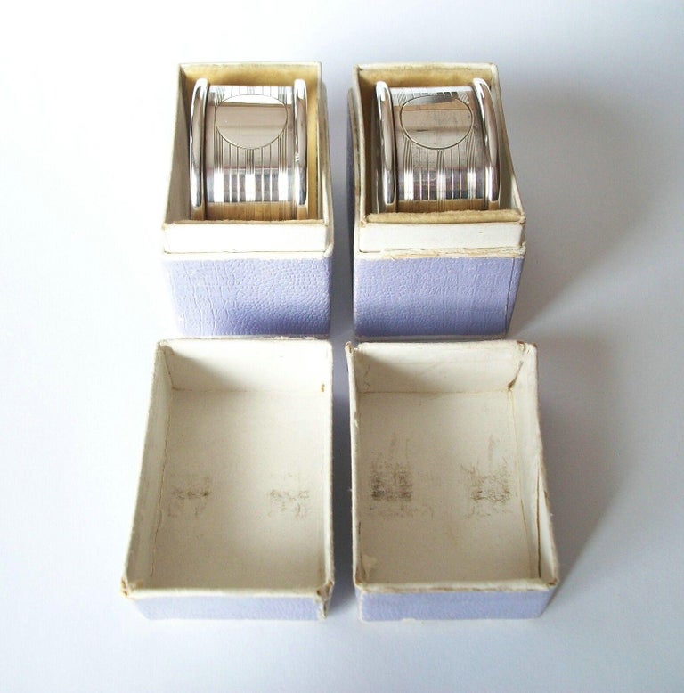 ROLASON BROTHERS - Art Deco Pair of Sterling Silver Napkin Rings - U.K. - C.1921 For Sale 3