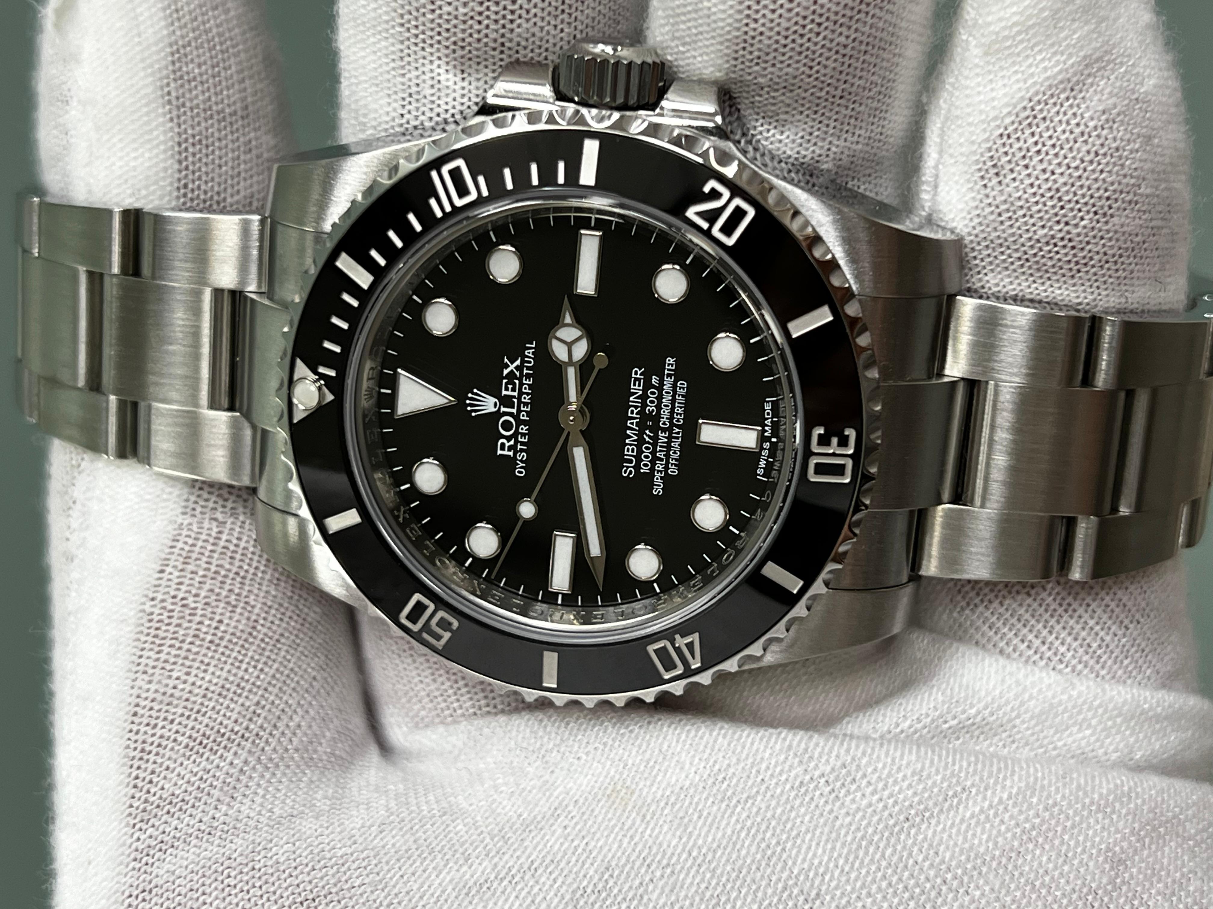 Rolex 114060 Submariner Schwarz Keramik Edelstahl Box Papier 2013 6