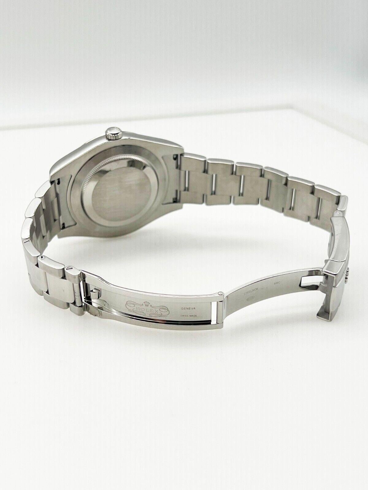 Taille ronde Rolex 116300 Montre Datejust II avec cadran en argent et lunette en acier inoxydable avec index et diamants en vente