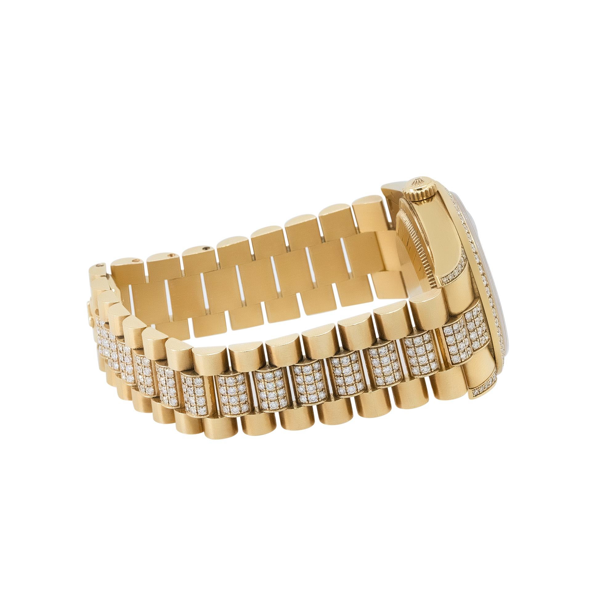 Rolex 118388 Day-Date Montre d'usine en or jaune 18 carats avec cadran en diamants en vente 1