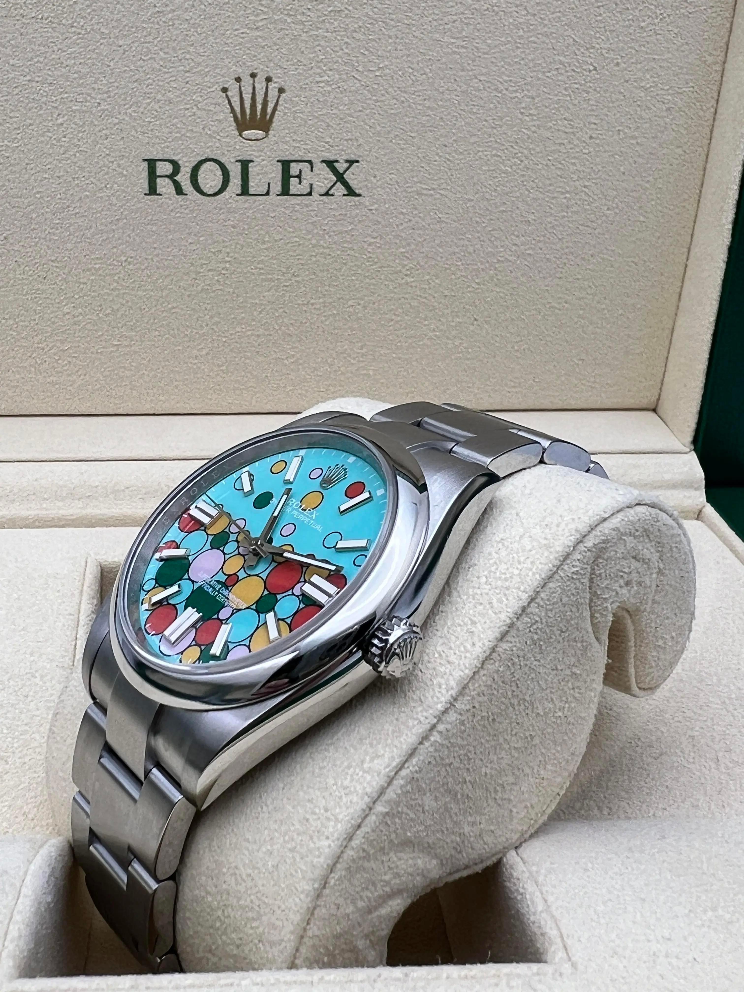 Rolex 124300 Oyster Perpetual 41mm Custom Celebration Balloon Dial Box Papers en vente 3