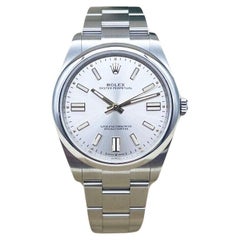 Rolex 124300 Oyster Perpetual 41mm Silber Zifferblatt Edelstahl Box Papiere 2021