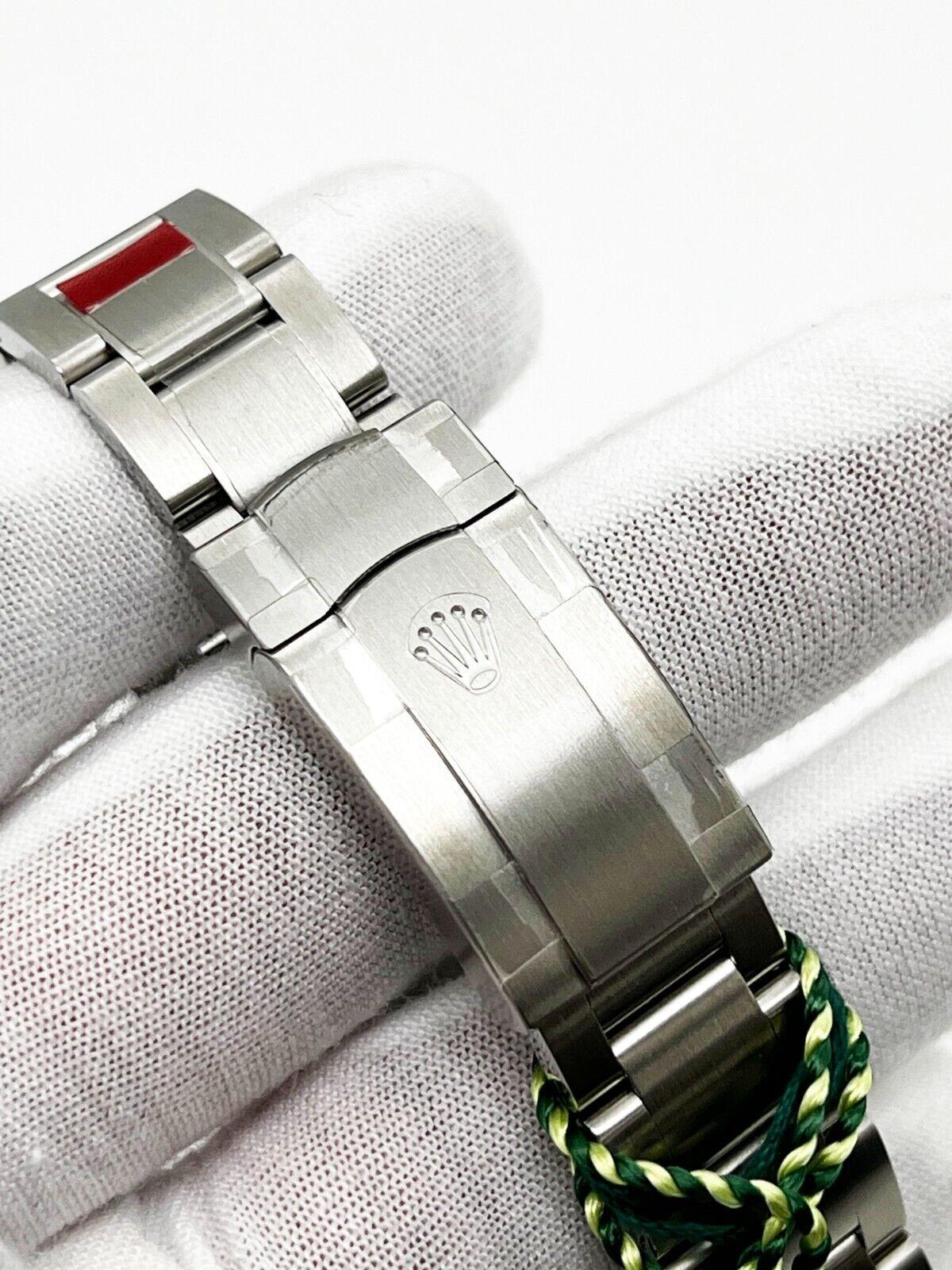 Rolex 126000 Oyster Perpetual 36mm Silber Zifferblatt Stahl Box Papierstickers 2022 2