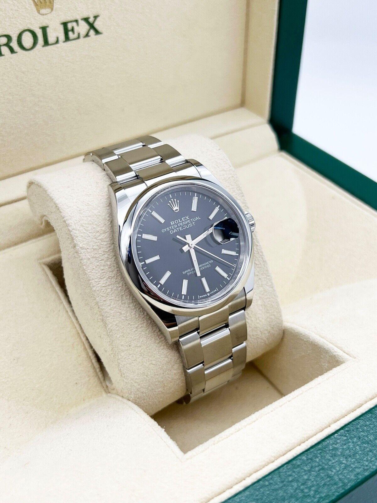 Stil Nummer: 126200 



Seriennummer: 47N4Y***



Jahr: 2021

 

Modell: Datejust 

 

MATERIAL des Gehäuses: Rostfreier Stahl 

 

Band:  Rostfreier Stahl 

 

Lünette:  Rostfreier Stahl 

 

Zifferblatt: Schwarz

 

Gesicht: Saphirglas 


