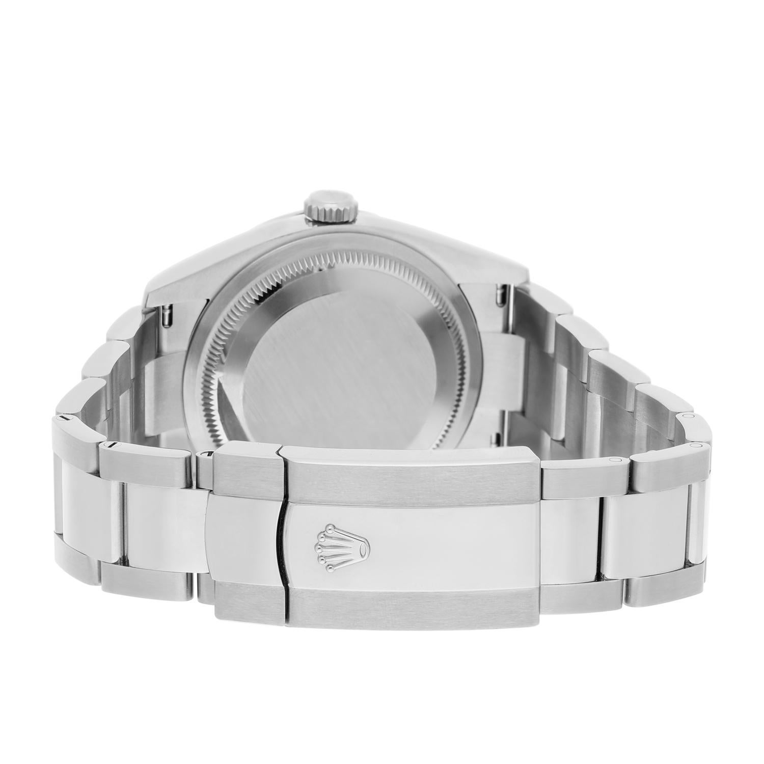 Rolex 126200 Datejust 36mm Black Index Dial Oyster Bracelet 2022 COMPLETE MINT en vente 3