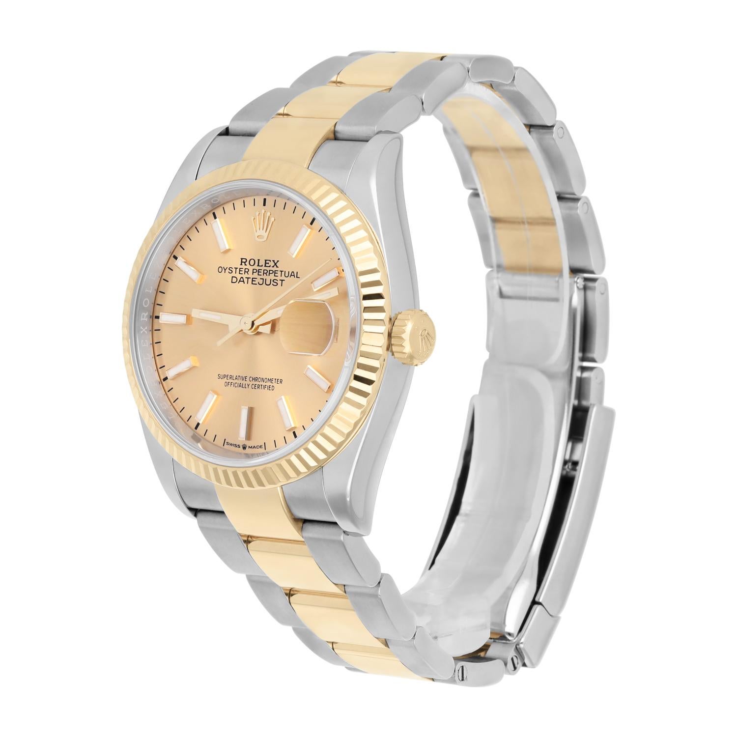 Modern Rolex 126233 Datejust 36mm Two-Tone Yellow Gold Fluted Bezel Champagne Dial For Sale