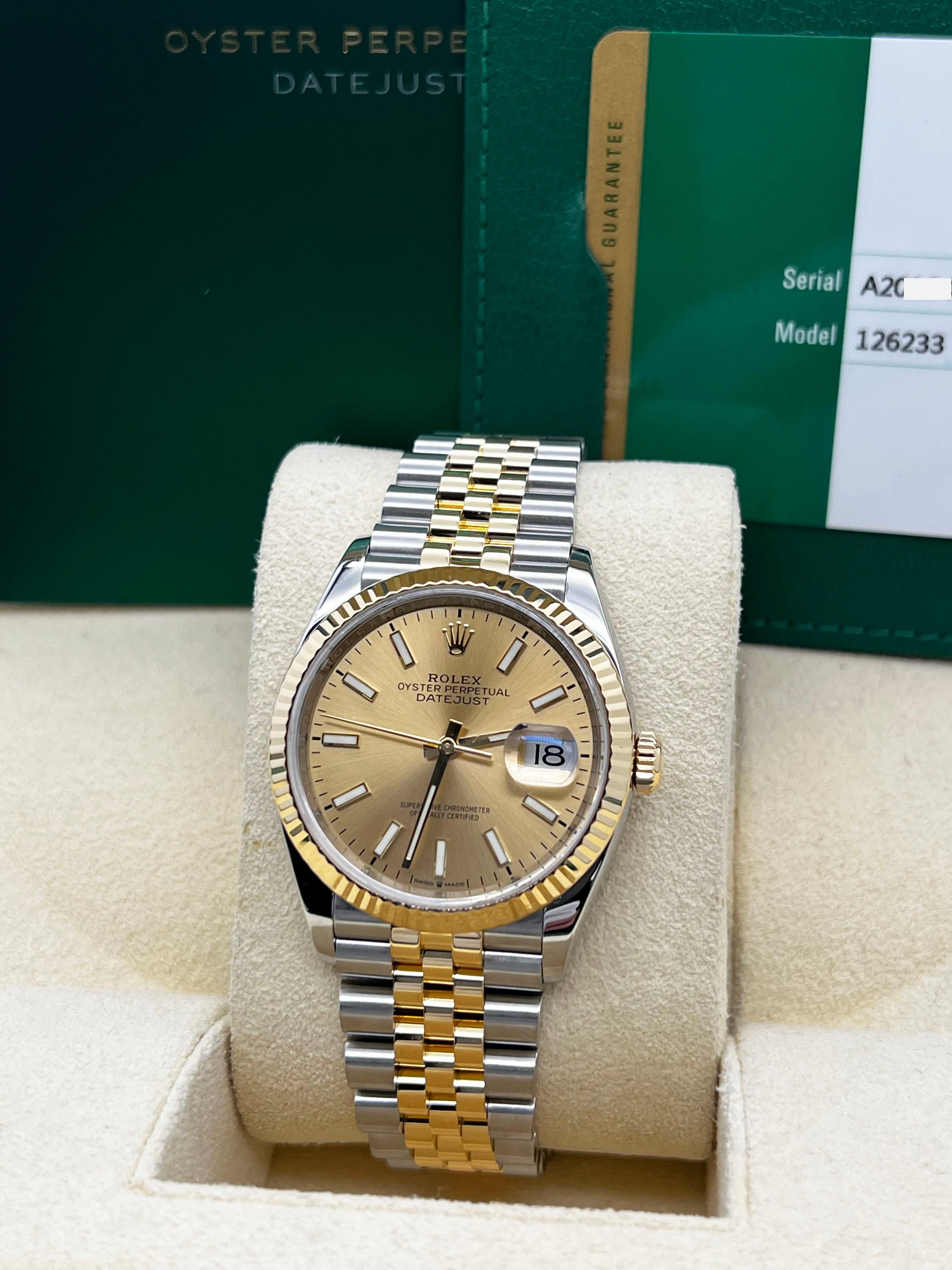 Style Number: 126233



Serial: A2010***



Year: 2022

 

Model: Datejust 

 

Case Material: Stainless Steel 

 

Band: 18K Yellow Gold & Stainless Steel 

 

Bezel: 18K Yellow Gold 

 

Dial: Champagne 

 

Face: Sapphire Crystal 

 

Case Size: