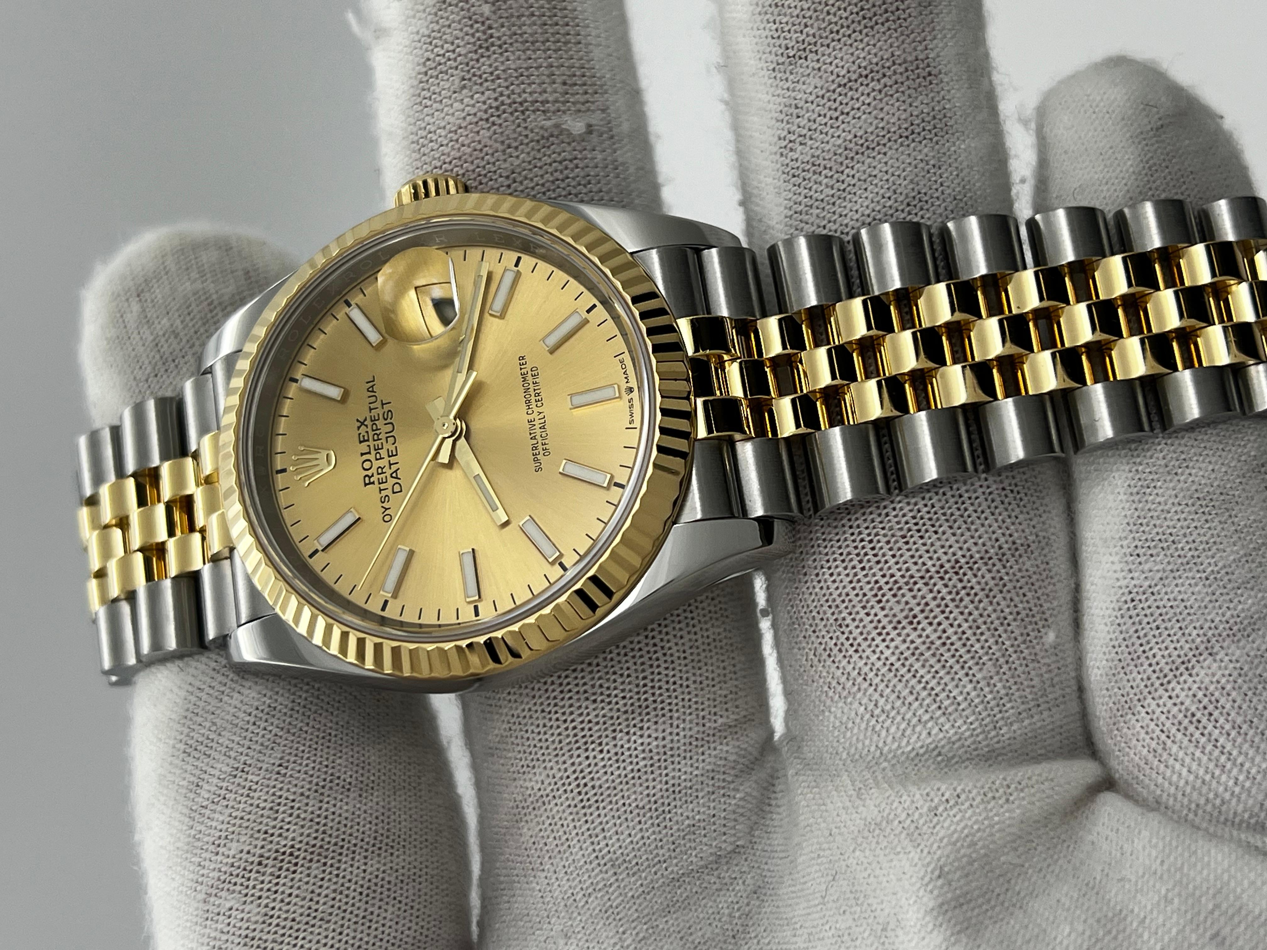 gold date just