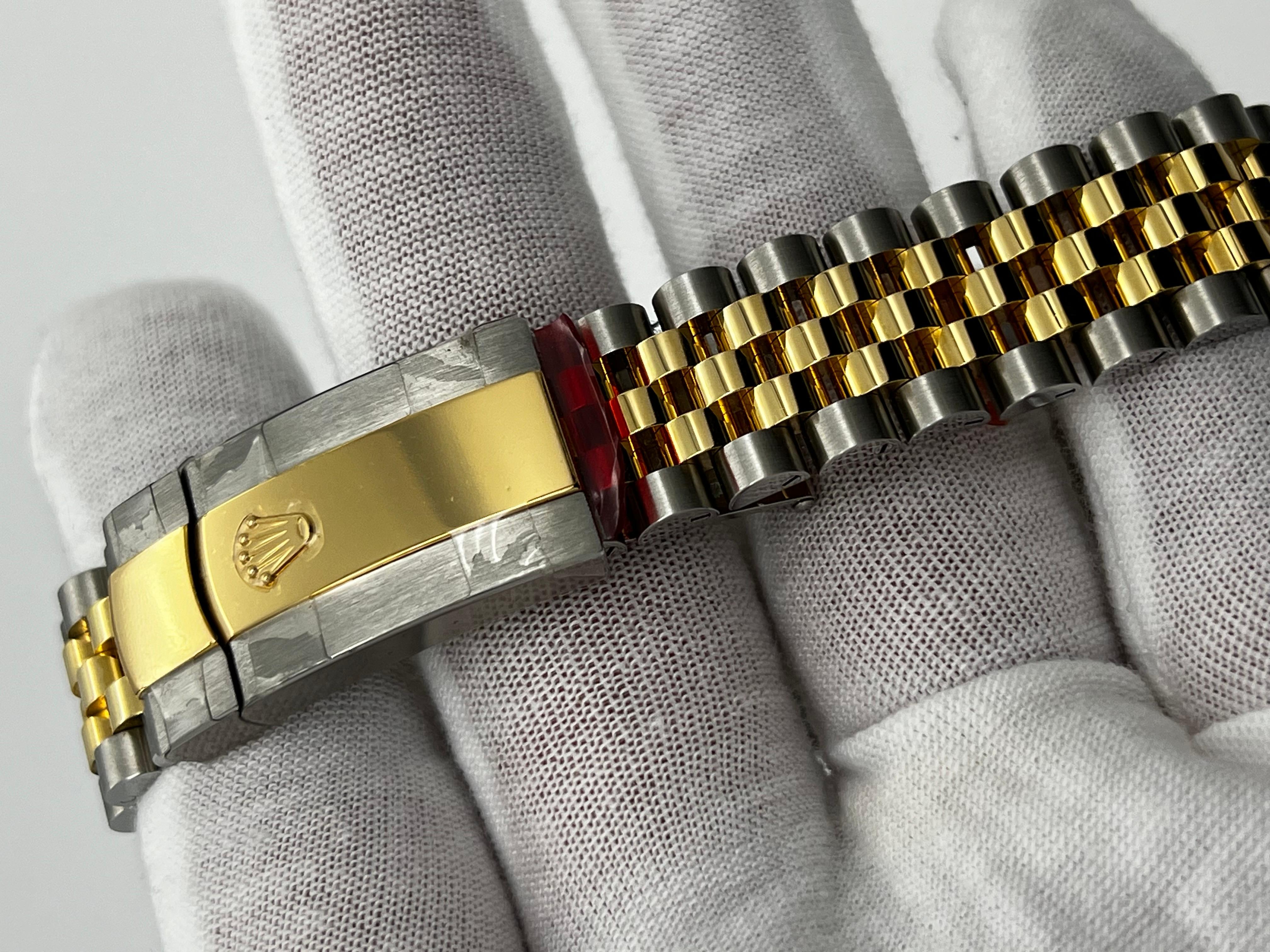 Rolex 126233 Datejust MOP Montre en or 18 carats et acier avec anniversaire STICKERS Jubilee 3