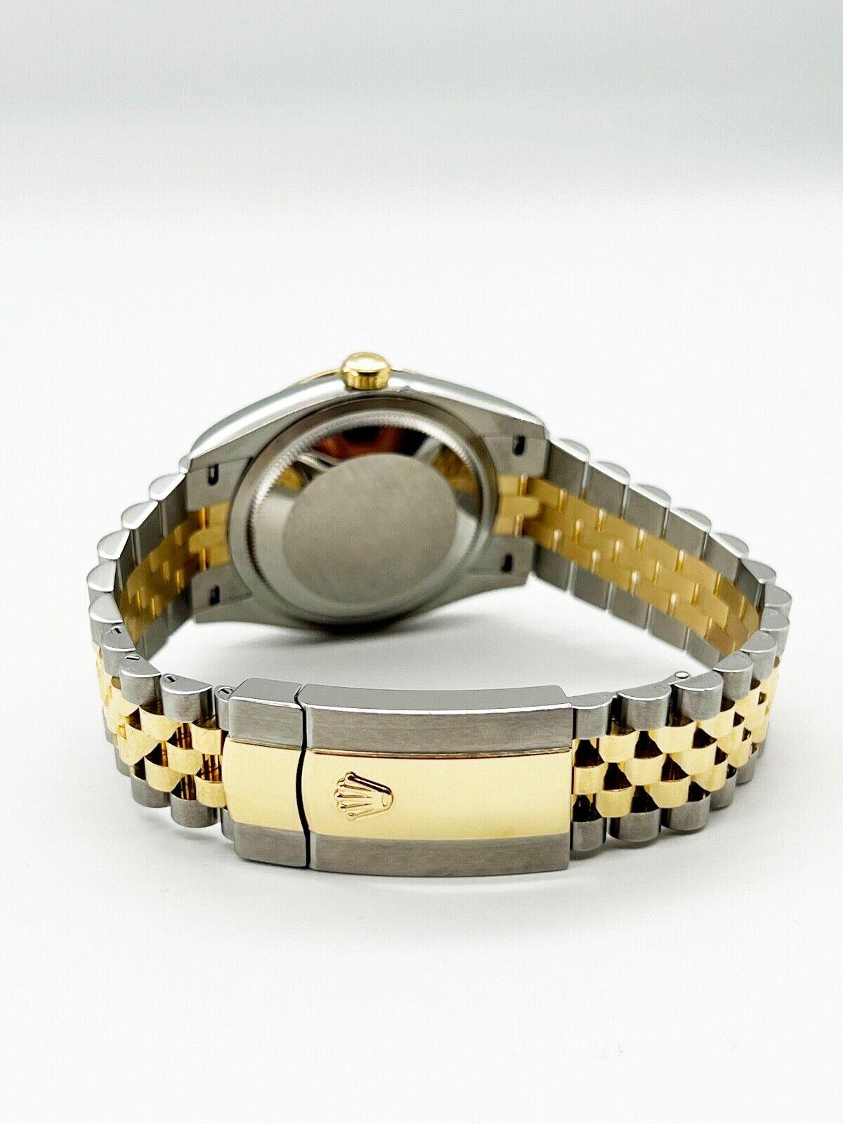 Rolex 126233 Datejust Verde Oliva Diamante Romano Oro Amarillo 18K Caja Acero Papel 6