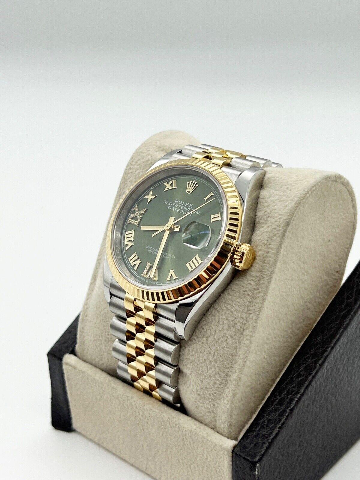 Rolex 126233 Datejust Verde Oliva Diamante Romano Oro Amarillo 18K Caja Acero Papel en Excelente Estado en San Diego, CA