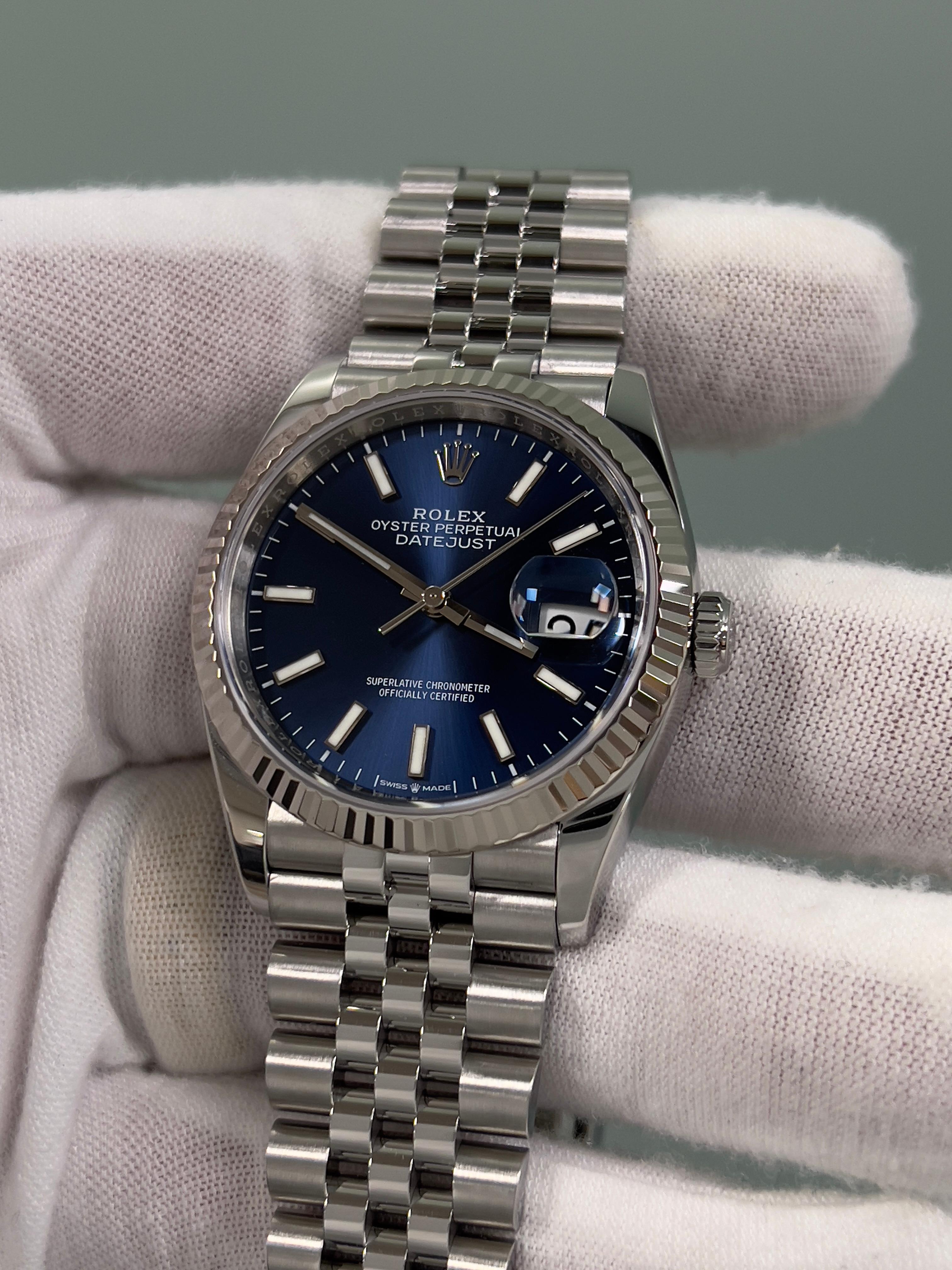Rolex Datejust 126234 Blaues Zifferblatt Jubiläumsband Stahl 18k Gold Lünette Box Papier 2022 Herren