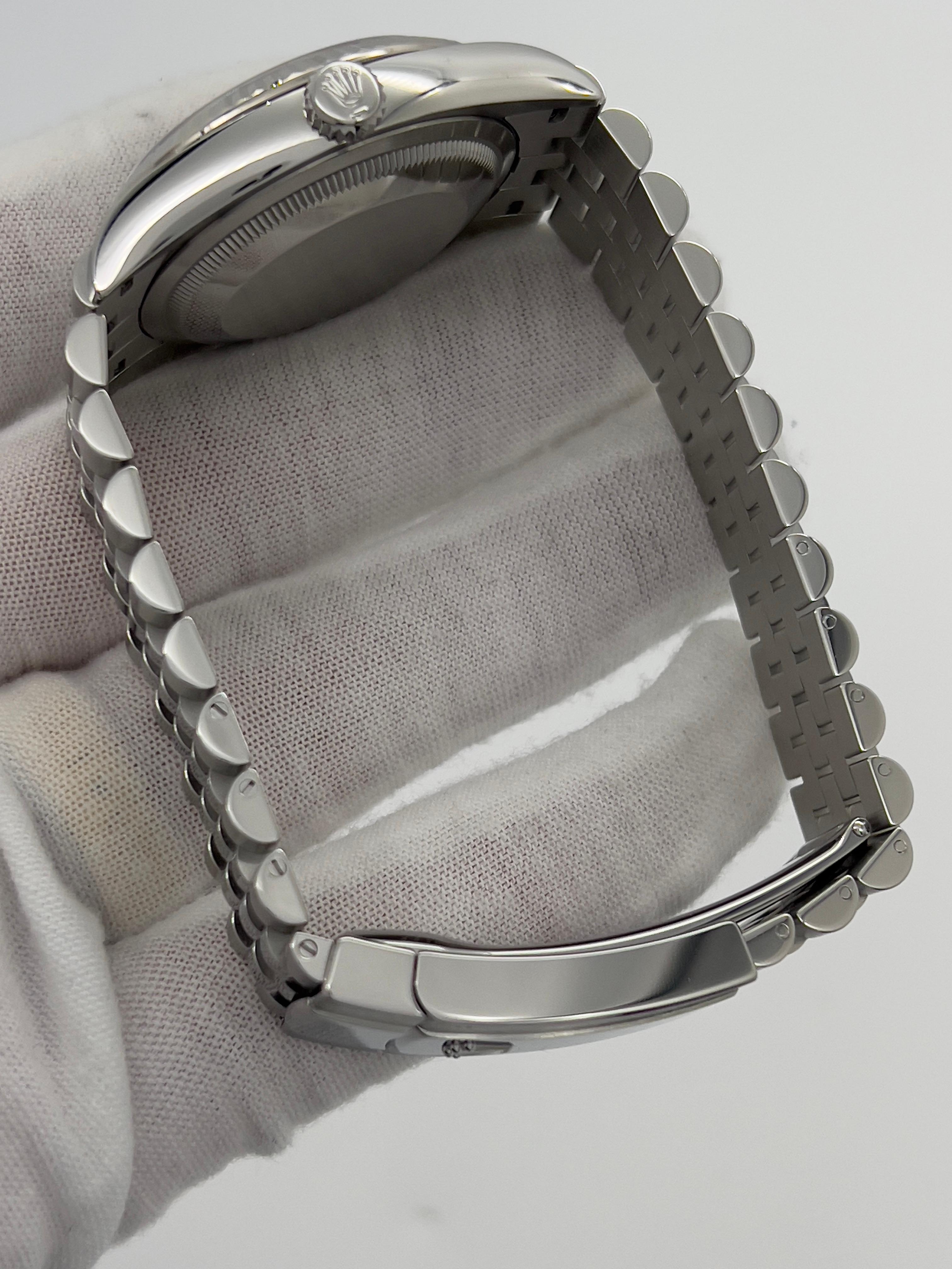 Rolex Datejust 126234 Blaues Zifferblatt Jubiläumsband Stahl 18k Gold Lünette Box Papier 2022 2