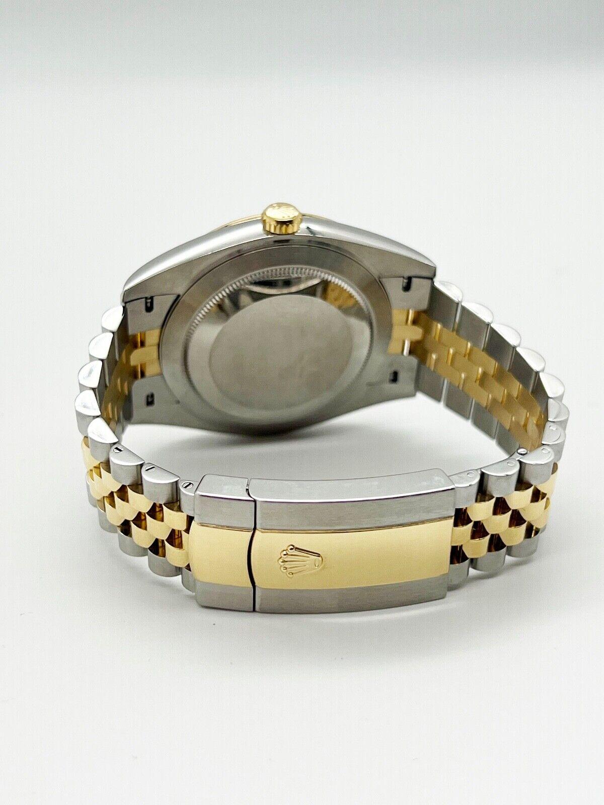 Stilnummer: 126333



Seriennummer: 864K4***



Jahr: 2023

 

Modell: Datejust 41

 

MATERIAL des Gehäuses: Rostfreier Stahl

 

Band: Jubilee 18K Gelbgold & Edelstahl

 

Lünette: 18K Gelbgold

 

Zifferblatt: Schwarz

 

Gesicht: Saphirglas

