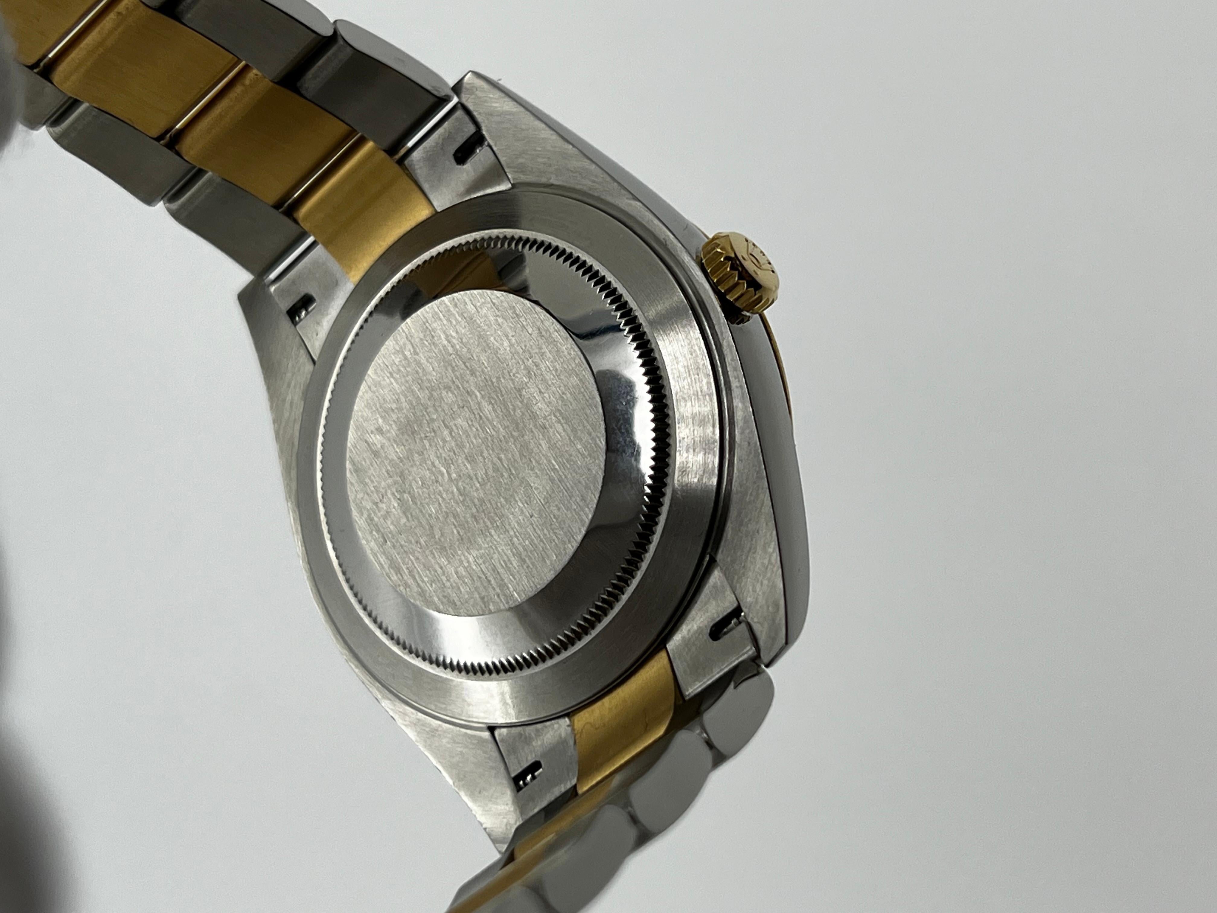 Rolex 126333 Datejust 41 Champagne Dial 18K Gold Steel Box Papers In Excellent Condition For Sale In San Diego, CA
