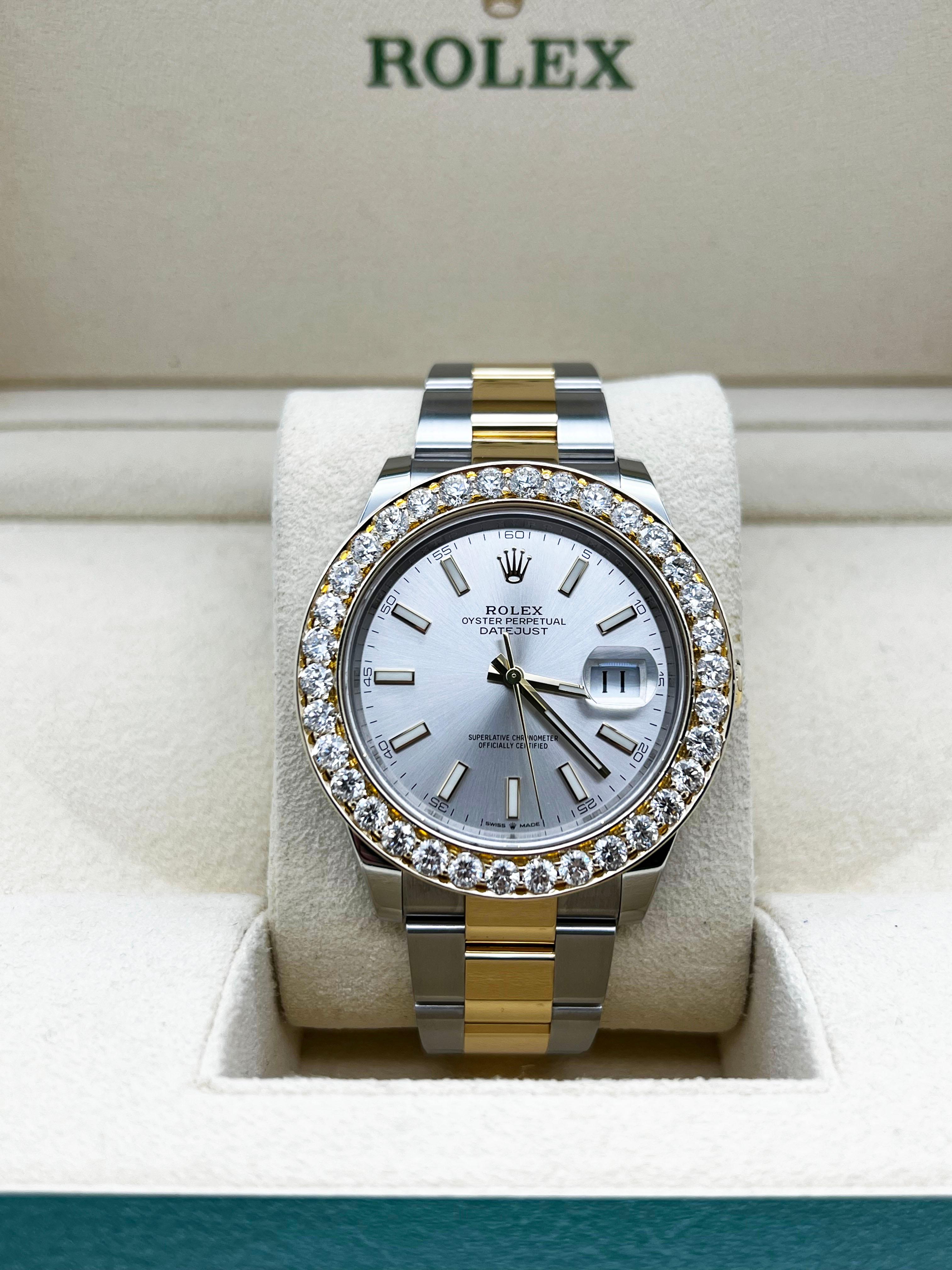 Stilnummer: 126333

 

Seriennummer: 37V1T***


Jahr: 2016 - Jetzt

 

Modell: Datejust 41

 

MATERIAL des Gehäuses: Rostfreier Stahl

 

Band: 18K Gelbgold und Edelstahl

 

Lünette: Benutzerdefinierte Diamant-Lünette ca. 5,02ctw  

