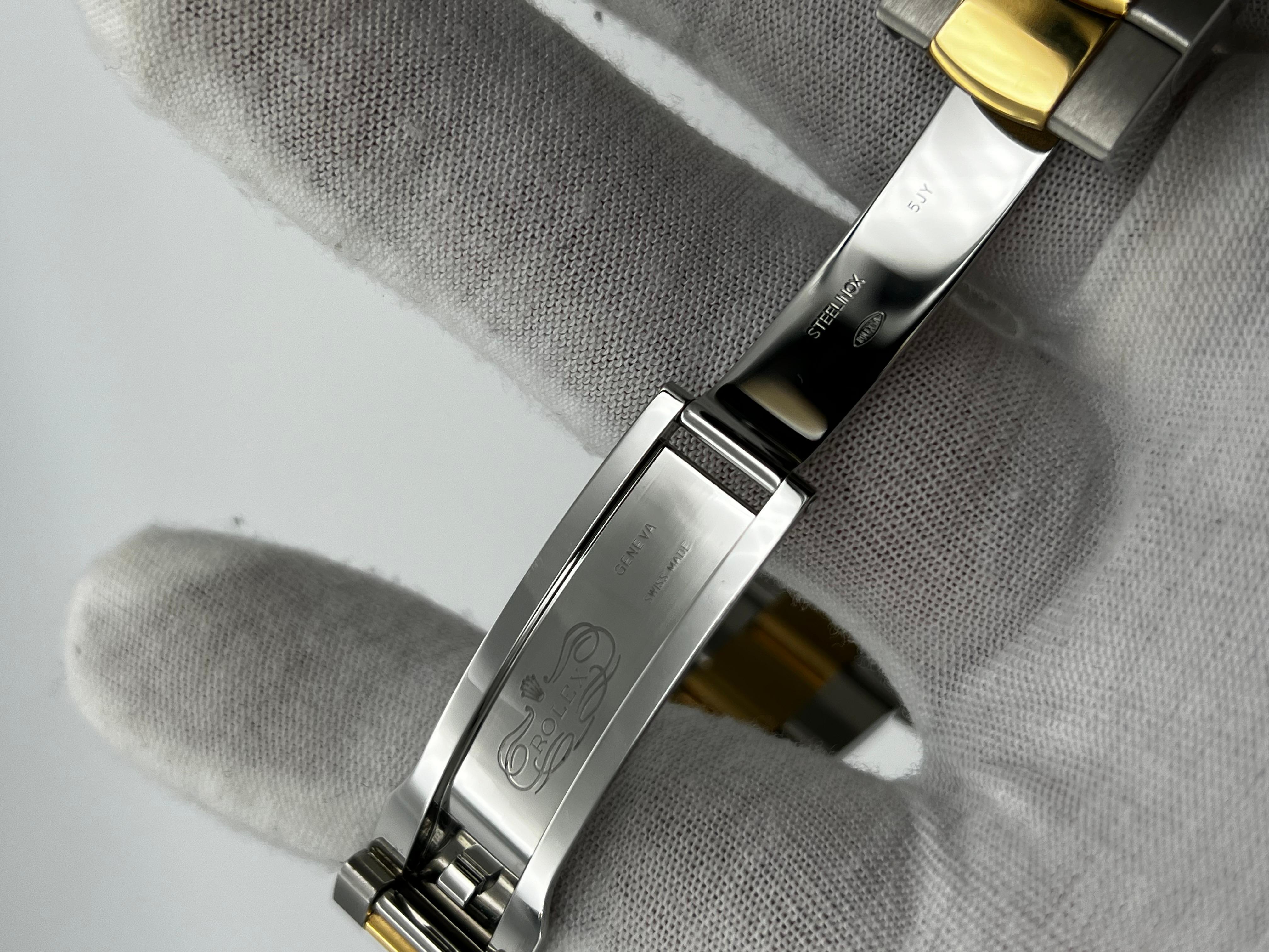 Rolex 126333 Datejust 41 Silber Zifferblatt Diamant Beze18K Gelbgold Edelstahl im Angebot 2