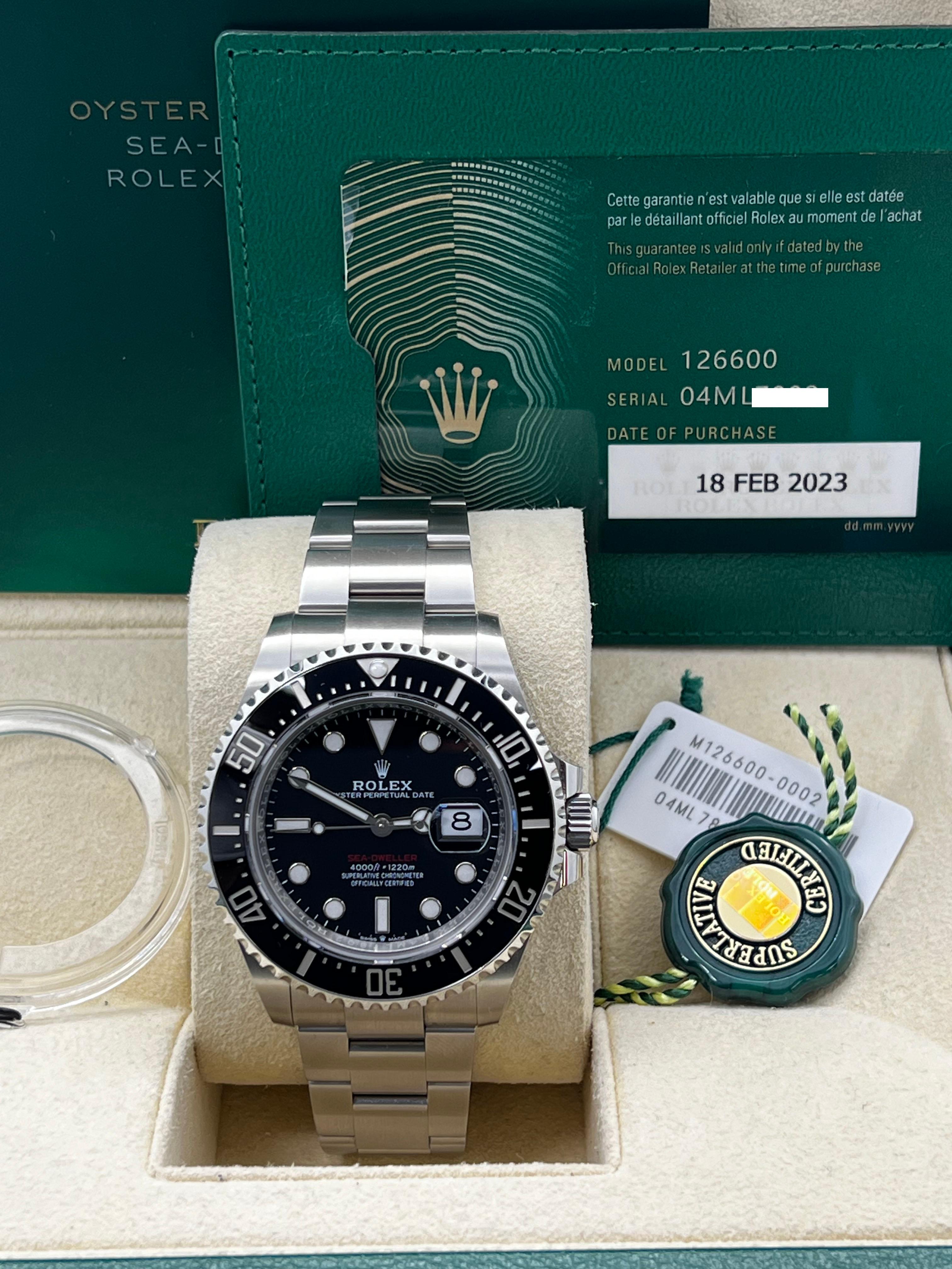 Rolex 126600 Red Sea Dweller Schwarz Keramik Edelstahl Box Papier 2023 im Zustand „Hervorragend“ in San Diego, CA