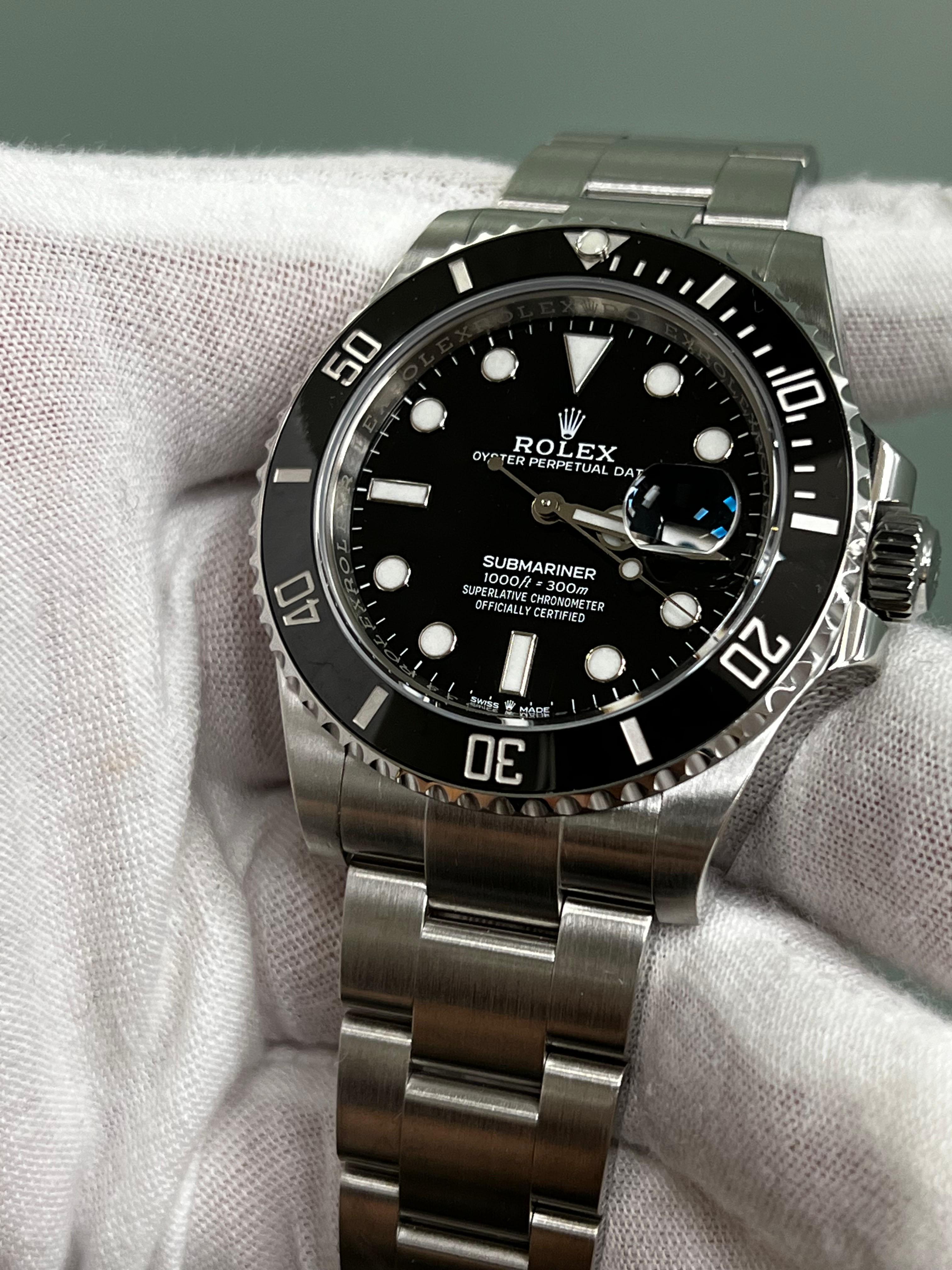 Rolex 126610LN Submariner Date Schwarz Keramik 41mm Edelstahl Schachtel Papier 2022 3
