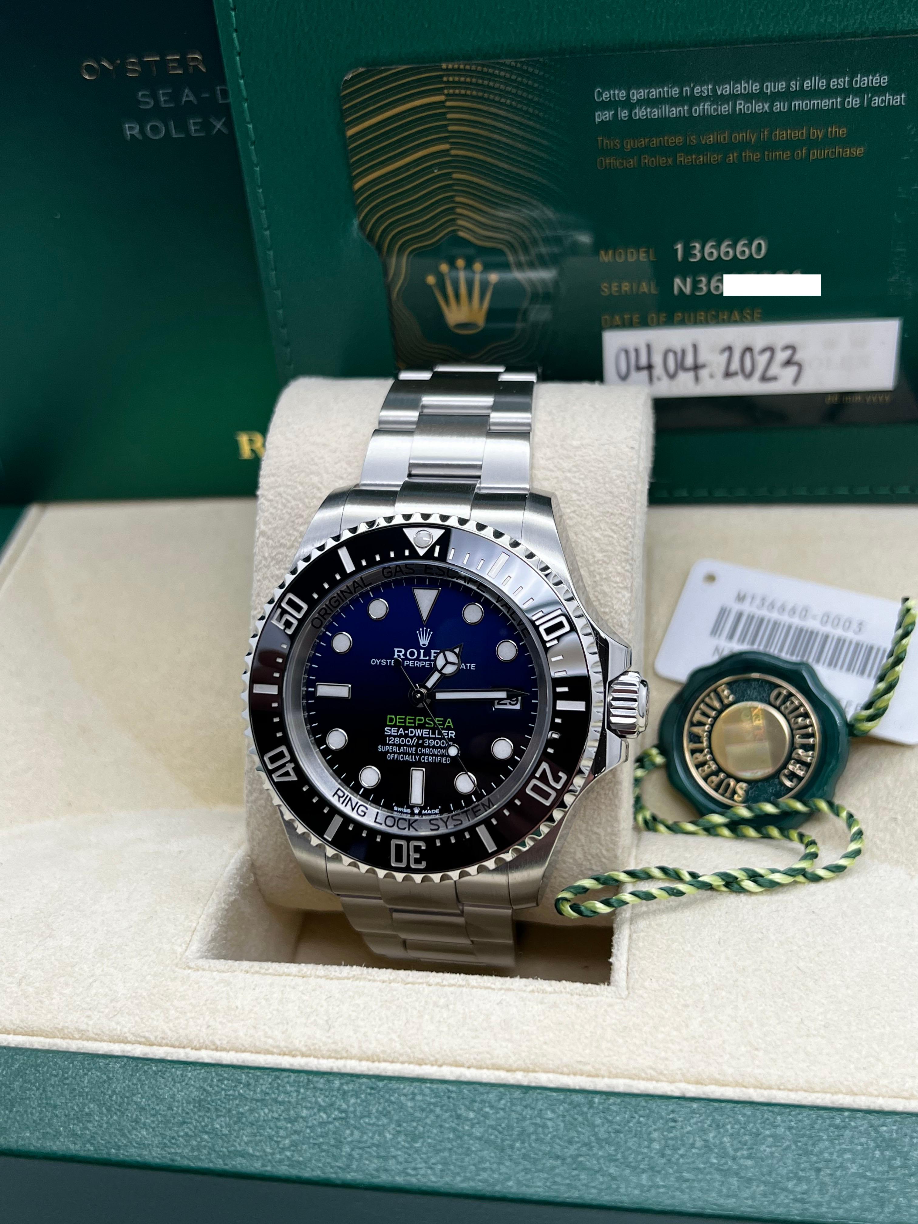 Stilnummer: 136660



Seriennummer: N3617***



Jahr: 2023

 

Modell: Deepsea Sea Dweller James Cameron 

 

MATERIAL des Gehäuses: Rostfreier Stahl 

 

Band: Rostfreier Stahl 

 

Lünette: Schwarz 

 

Wählen:  Schwarz & Blau

 

Gesicht: