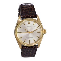 Rolex 14 Karat Solid Gold Watch with Original Dial and Machined Bezel from 1962